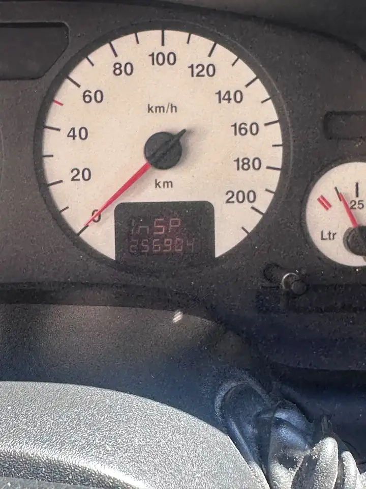 Opel Astra 1.6-16V Sport, foto 4
