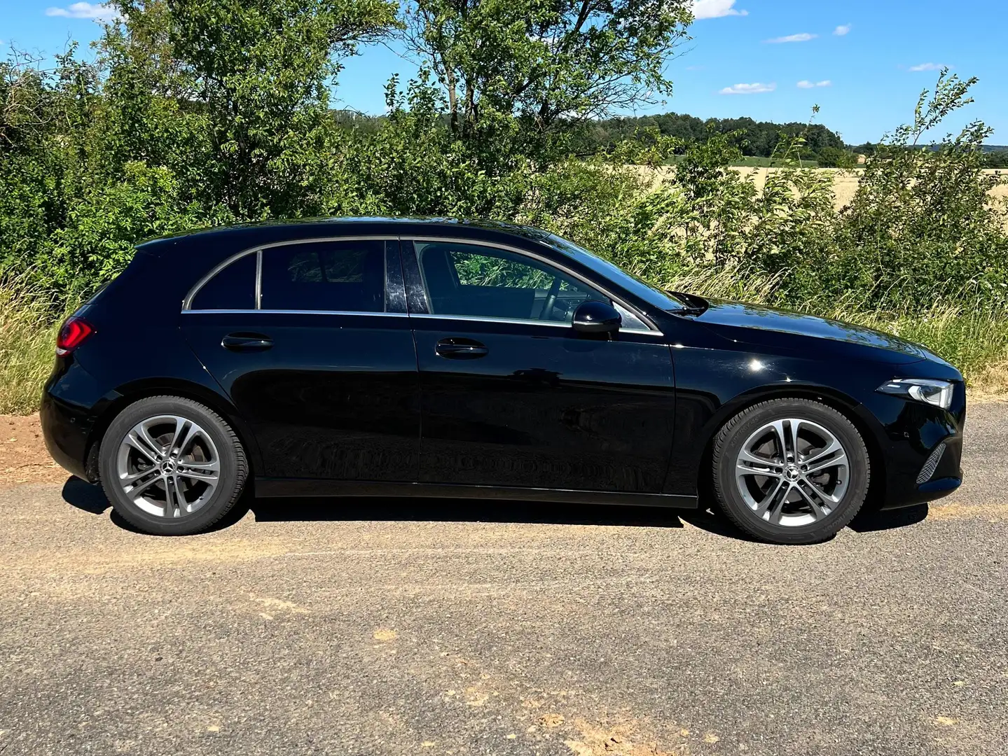 Mercedes-Benz A 180 A 180 Schwarz - 2