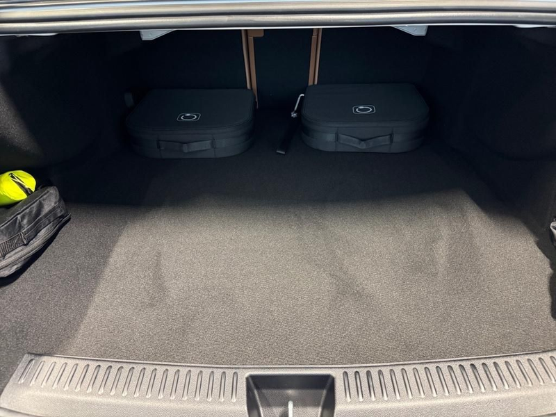 Mercedes-Benz E 300 de AMG, Pano-D, HuD, Sitzklima, Inter. Bra — photo 11