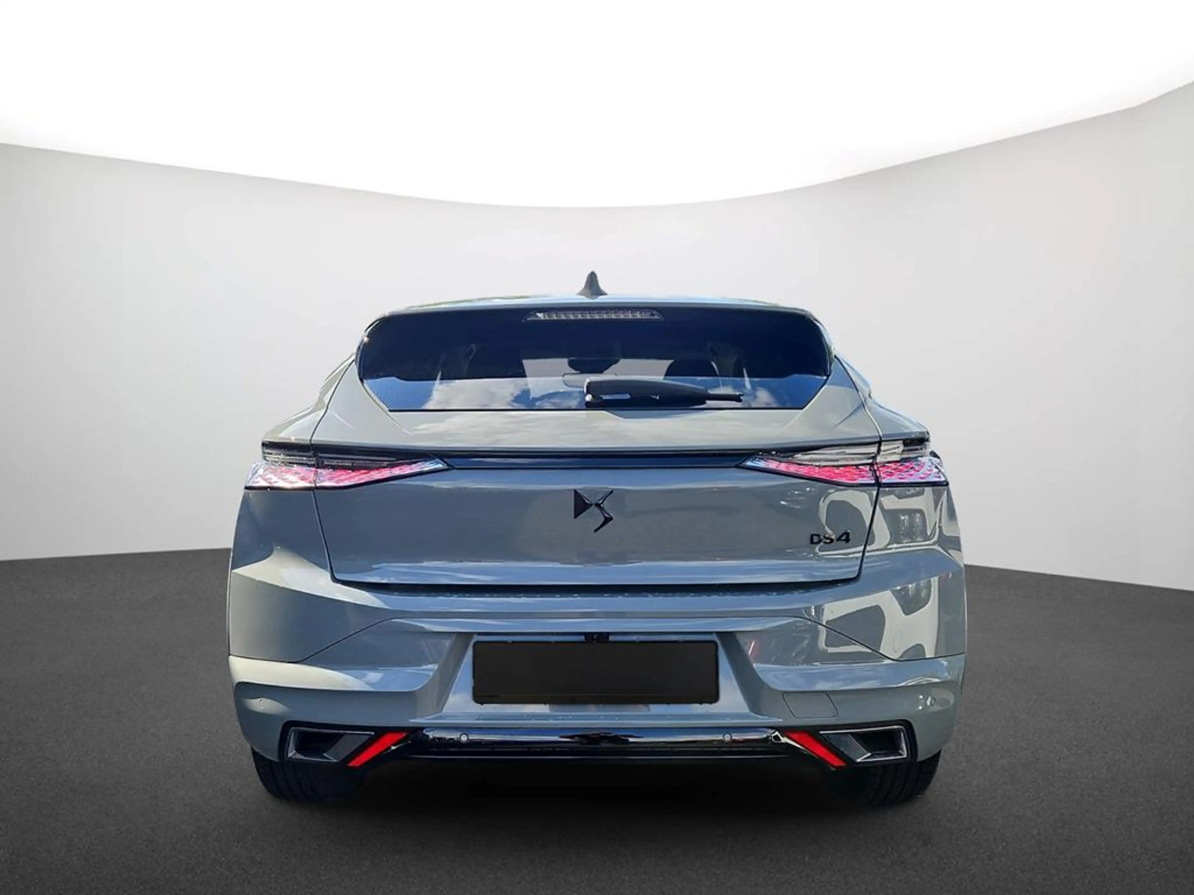 DS Automobiles DS 4 DS 4 PERFORMANCE LINE + PureTech 130 — photo 4