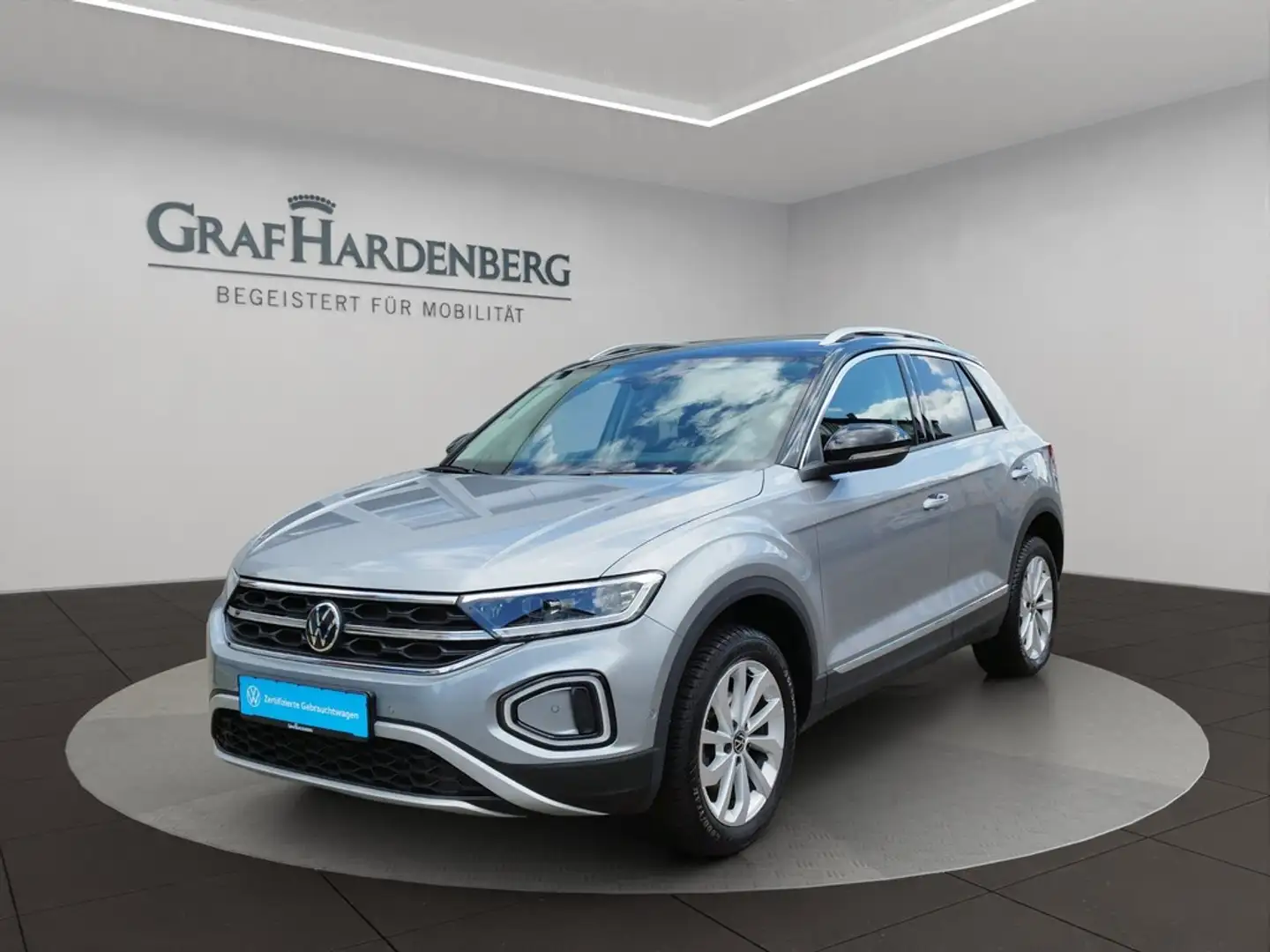 Volkswagen T-Roc 1.5 TSI DSG Style ACC Navi AHK Silber - 1