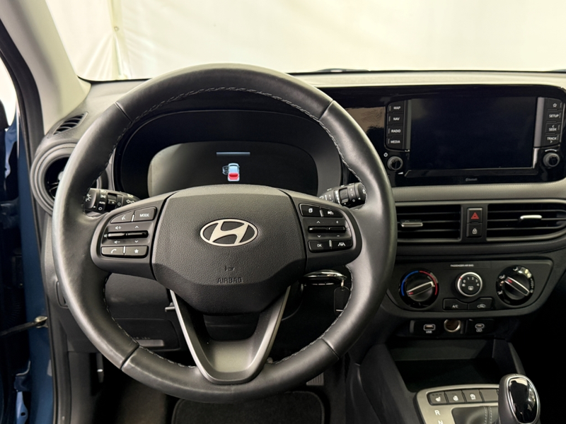 Hyundai i10 Trend Klima Navi Apple Android DAB SHZ LenkradHZG — photo 7