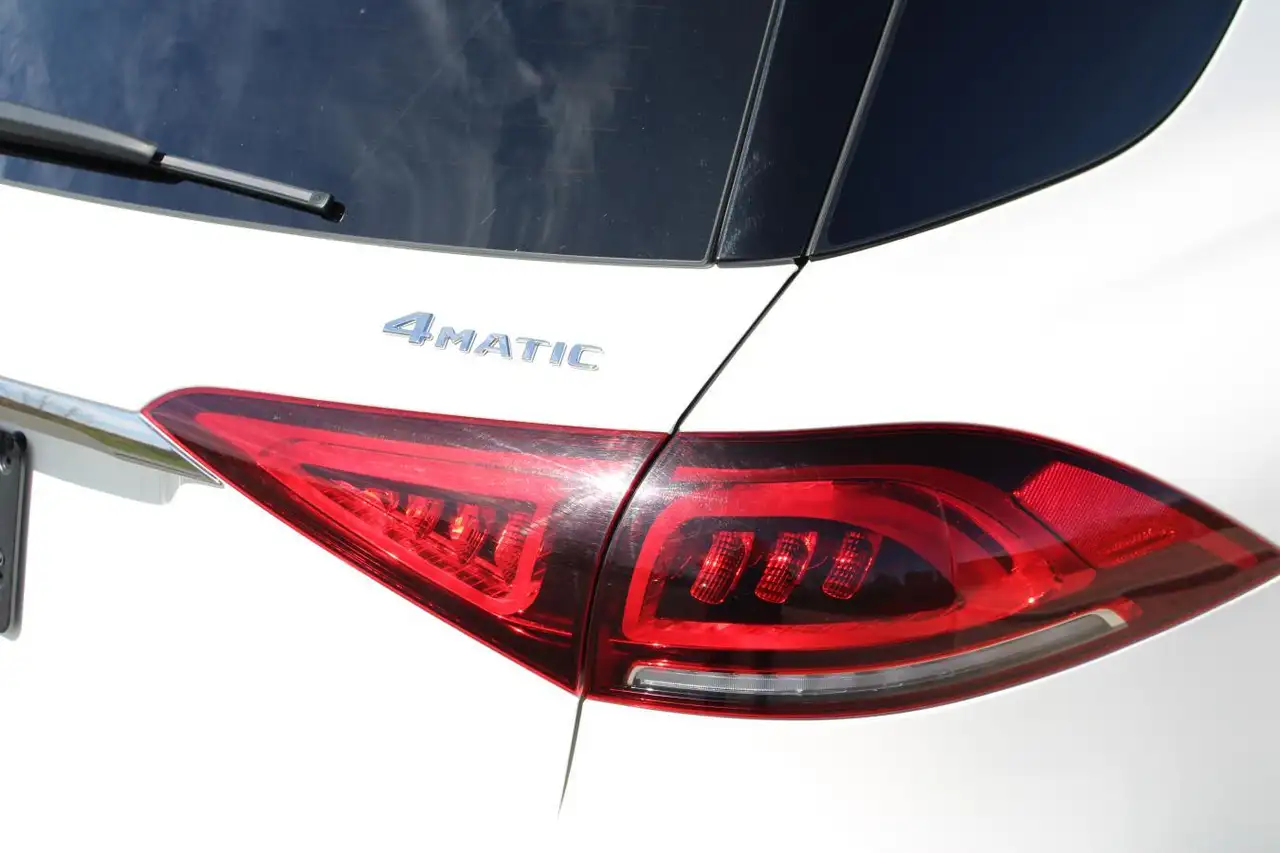 Mercedes-Benz GLE снимка Mercedes-Benz GLE