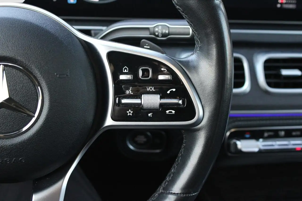 Mercedes-Benz GLE снимка Mercedes-Benz GLE