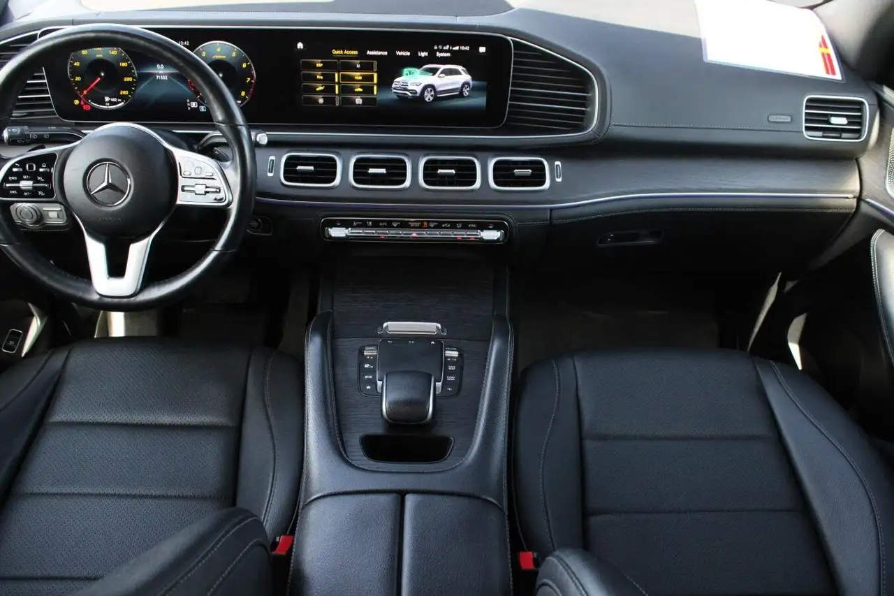 Mercedes-Benz GLE снимка Mercedes-Benz GLE