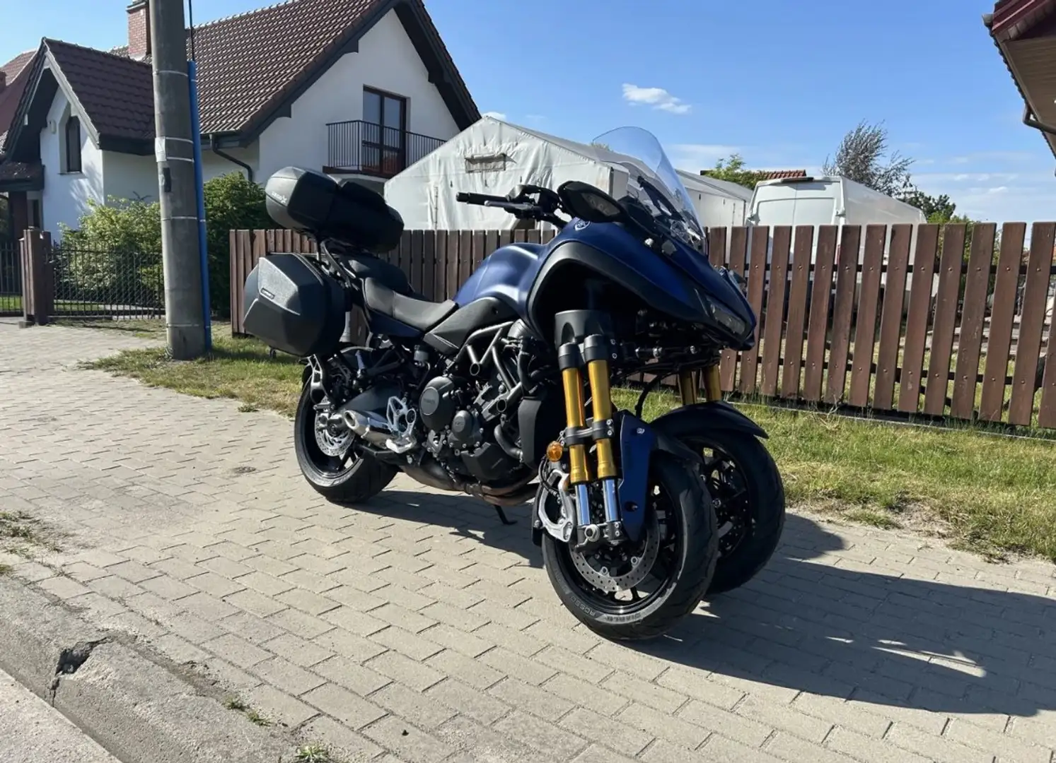 Yamaha Niken GT Синий - 1