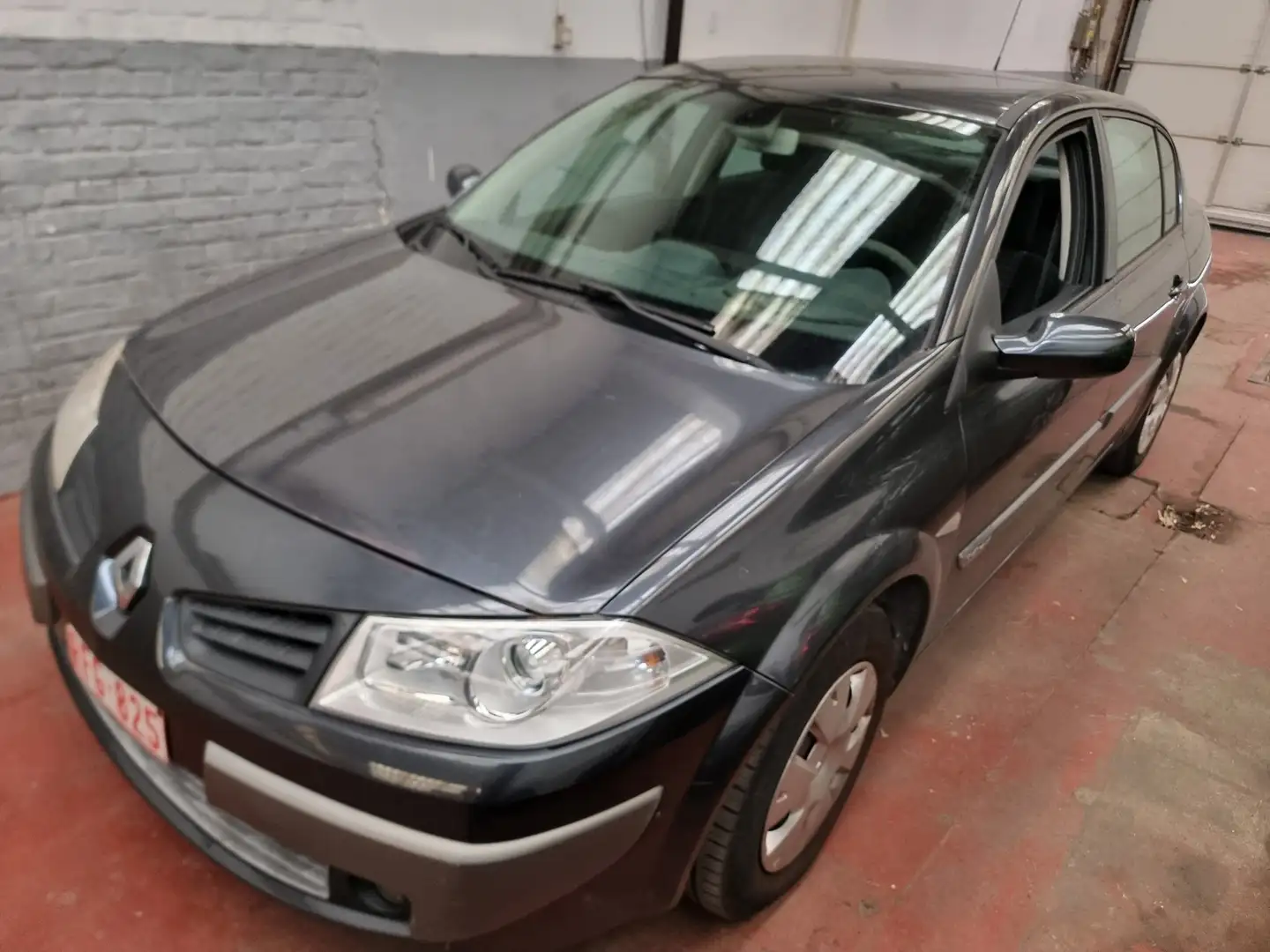 Renault Megane 1.6 Authentique avec demande d'immatriculatio - 2