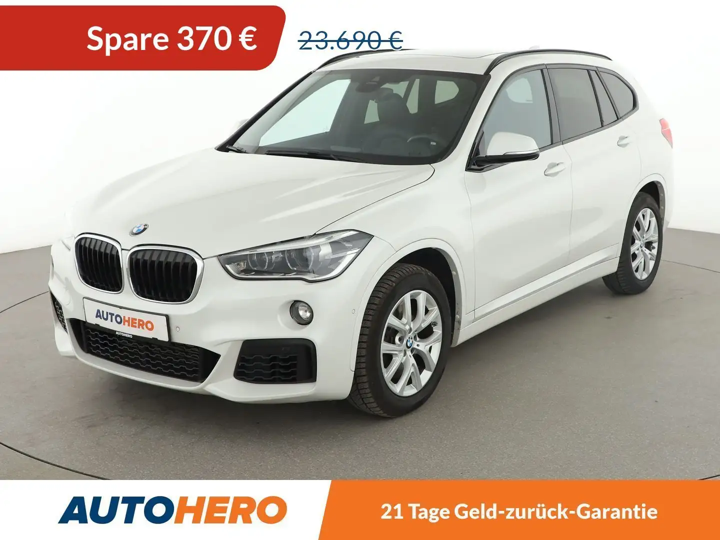 BMW X1 xDrive 25i M Sport Aut.*NAVI*LED*TEMPO*HUD*H&K* Weiß - 1