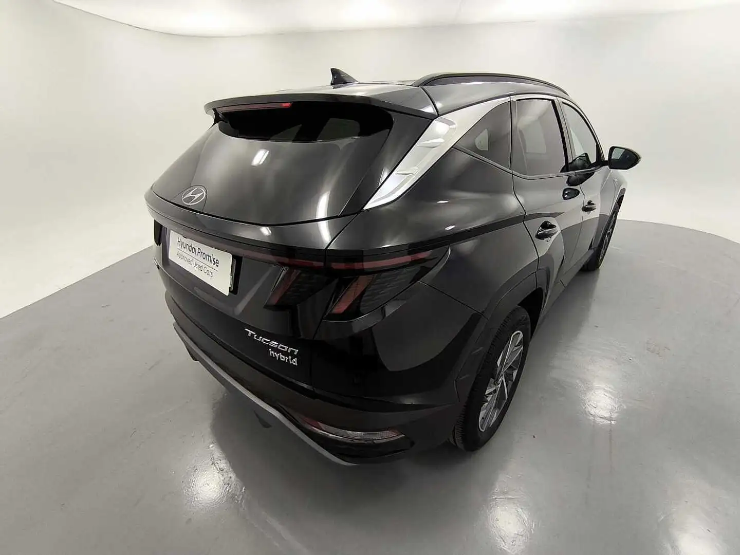 Hyundai TUCSON 1.6 TGDI 48V Tecno 2C 4x2 Negro - 2