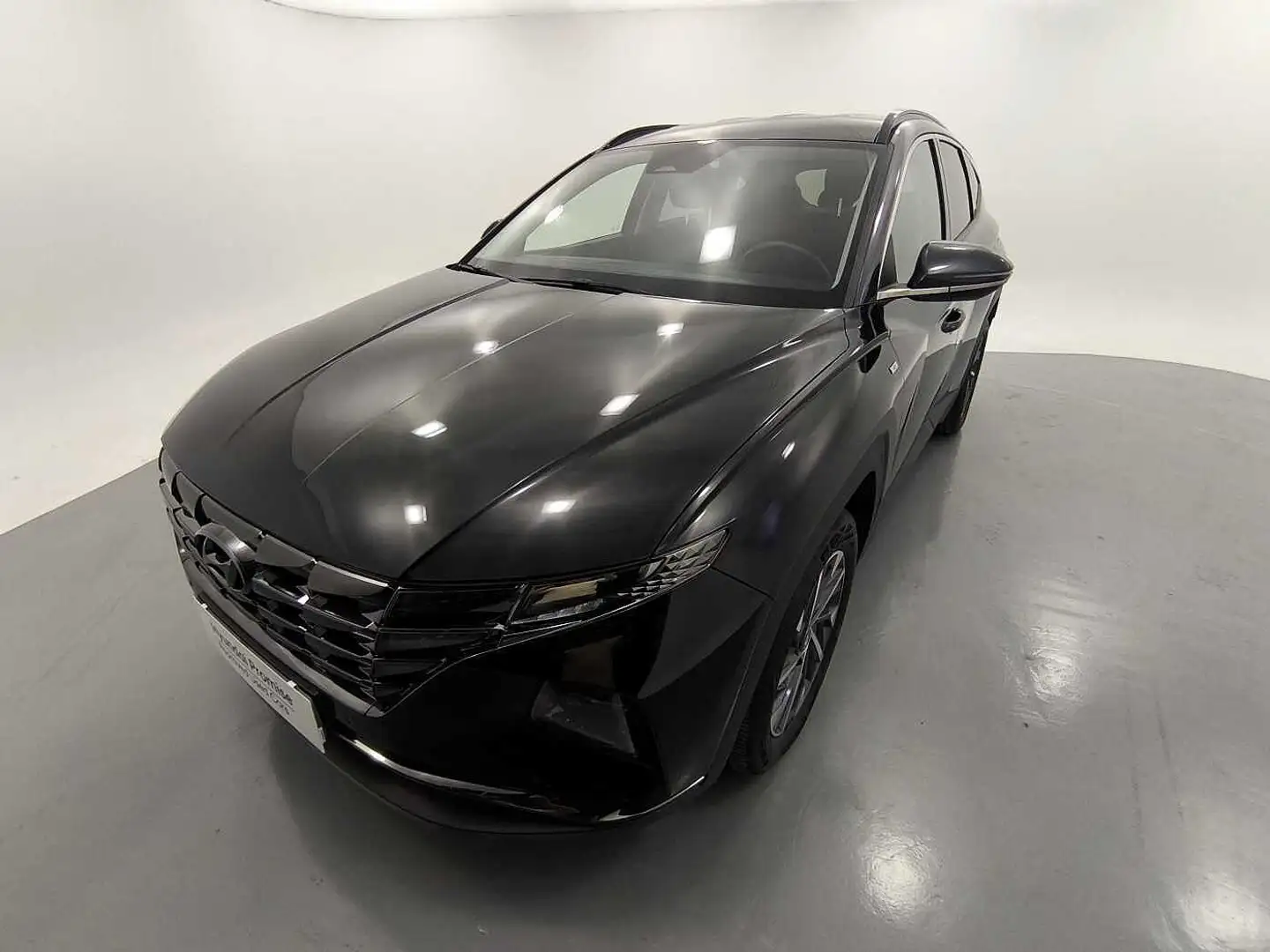 Hyundai TUCSON 1.6 TGDI 48V Tecno 2C 4x2 Negro - 1