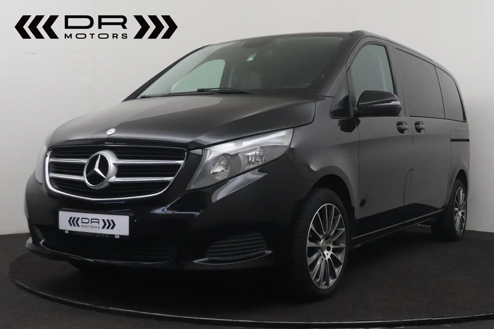Mercedes-Benz V 200 SWB NAVI - 6 PLAATSEN crna - 1