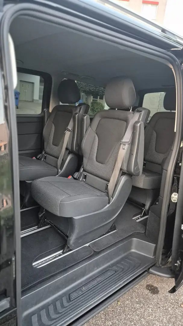 Mercedes-Benz V 300 d lang 9G-TRONIC Avantgarde Edition 2023 Negru - 2