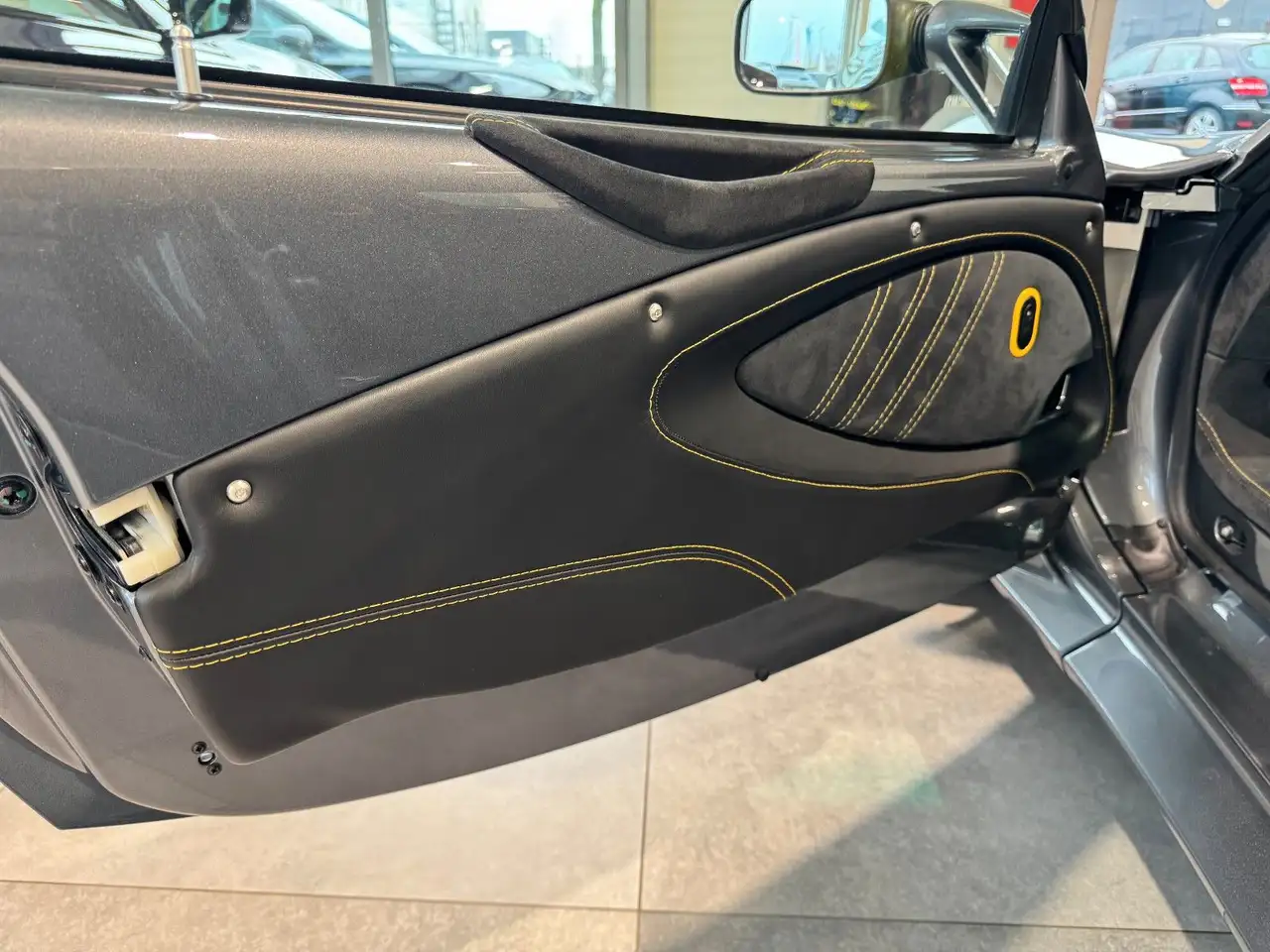 Lotus Exige 2021 — фото 15