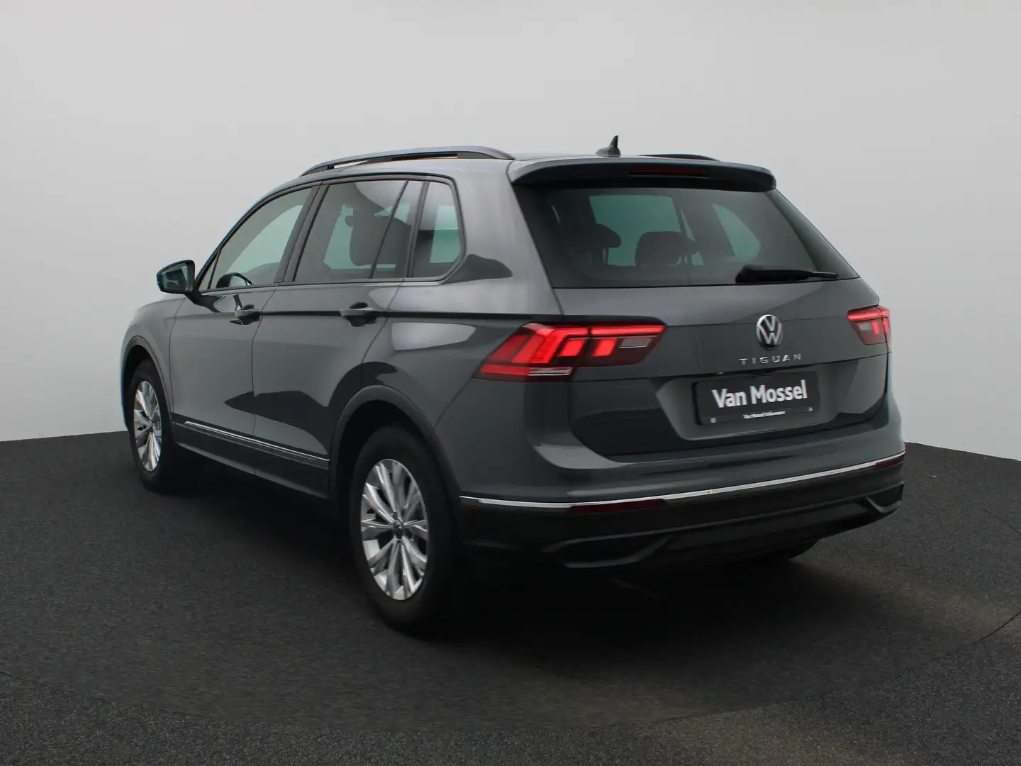 Volkswagen Tiguan 1.5 TSI Elegance 150 PK | Automaat | Apple Carplay Gris - 2