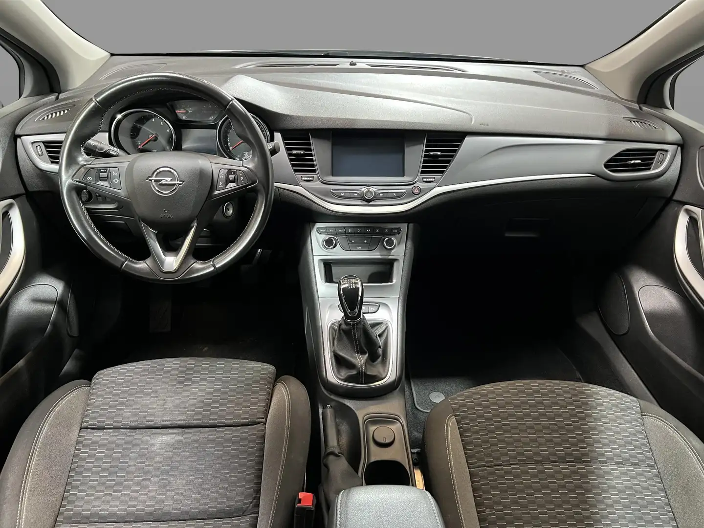 Opel Astra Sports Tourer 1.2 Business Edition Šedá - 2