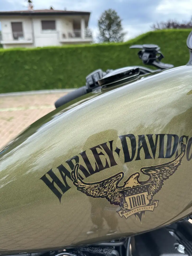 Harley-Davidson Iron 883 - 2