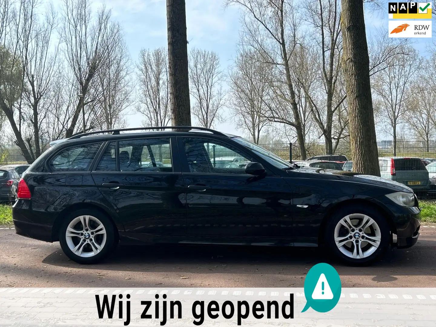 BMW 318 3-serie Touring 318i CLIMA!6BAK!APK!KOOPJE! Zwart - 1