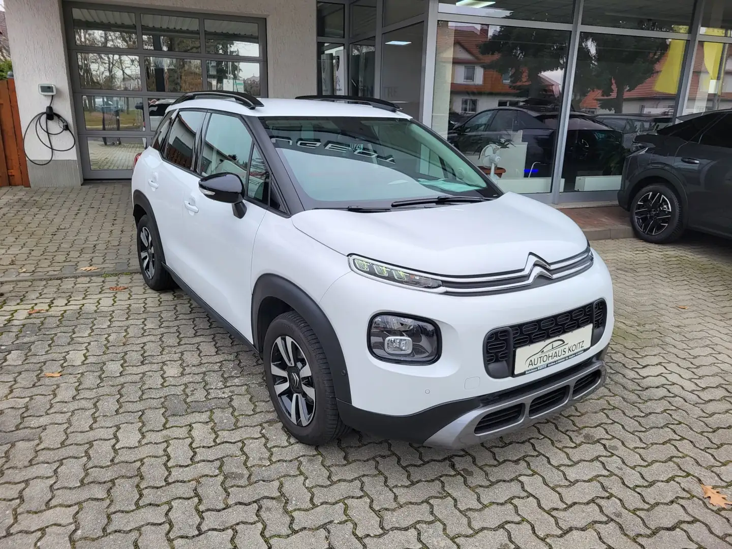 Citroen C3 Aircross Shine Weiß - 1