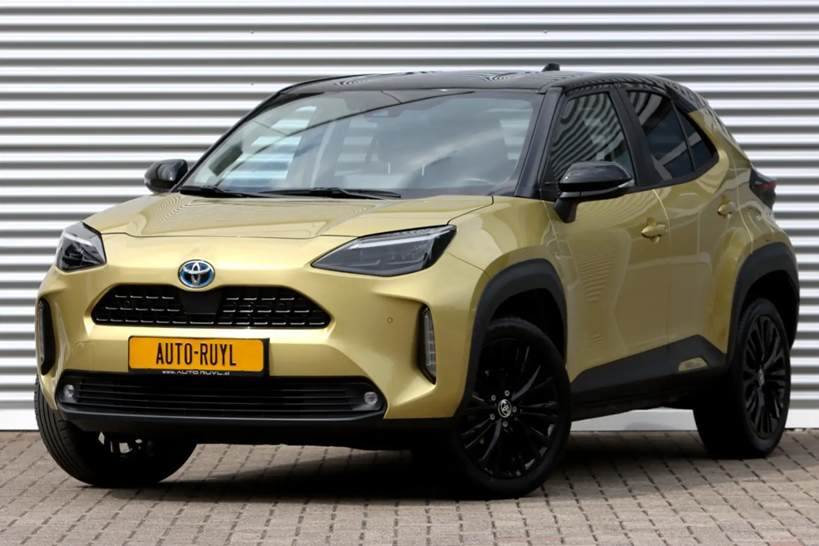 Toyota Yaris Cross 1.5 Hybrid Executive JBL / Head-Up Goud - 1