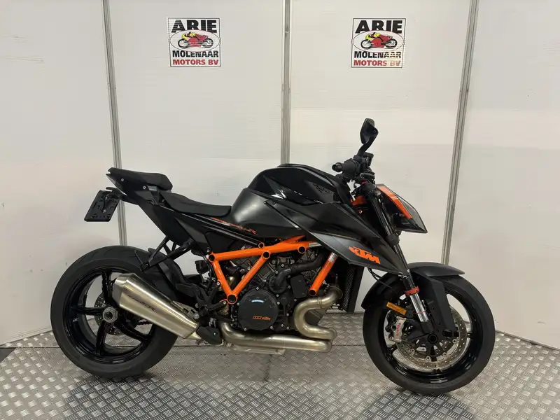 KTM 1290 Super Duke R
