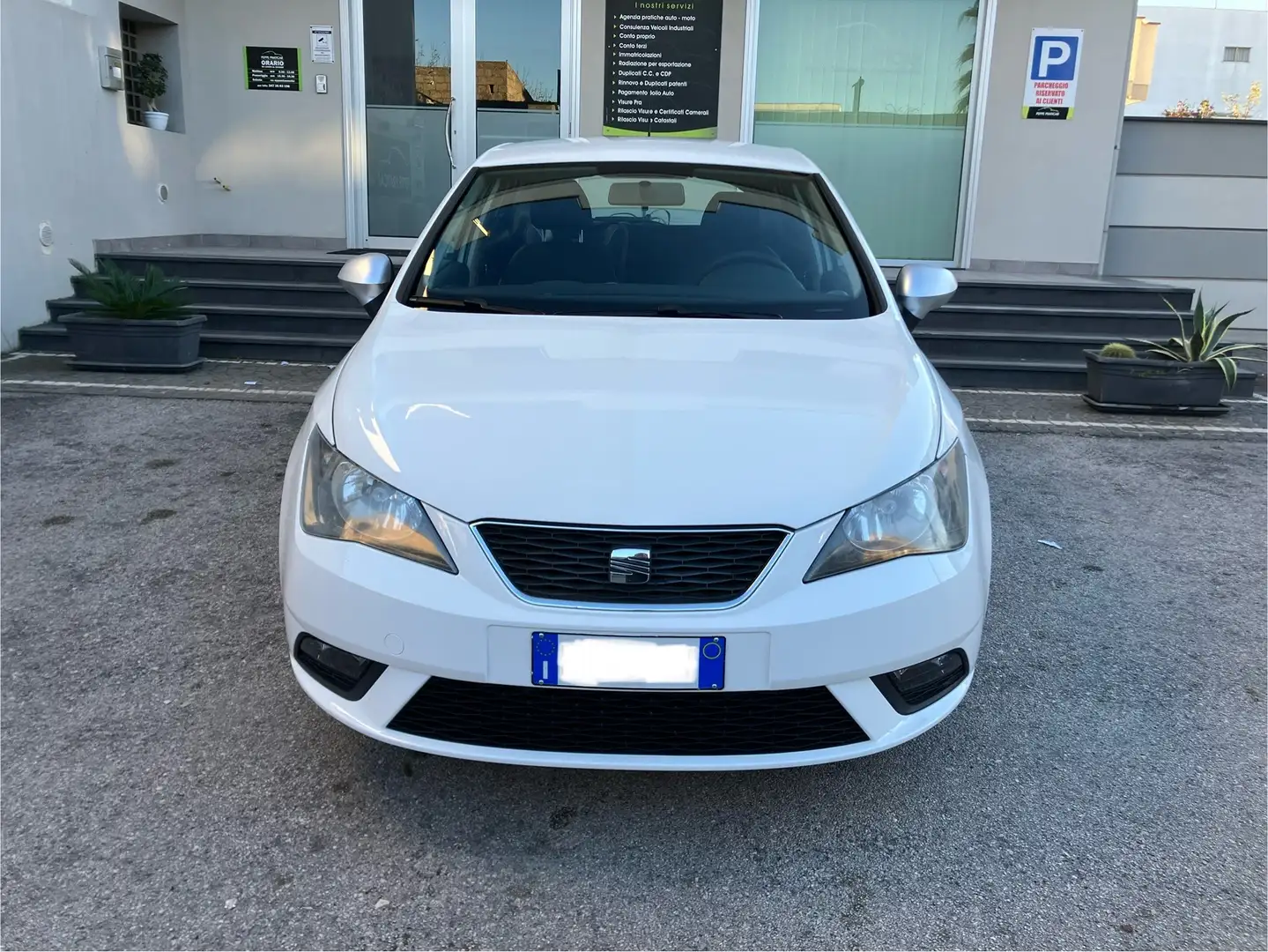 SEAT Ibiza 5p 1.2 70cv NAVIGATORE-NEOPATENTATI Bianco - 2