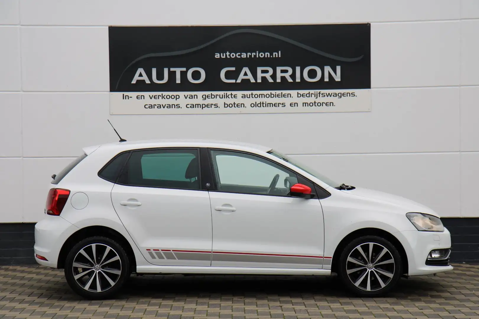 Volkswagen Polo 1.2 TSI 90PK Beats Carplay Clima DAB PDC !! Wit - 2