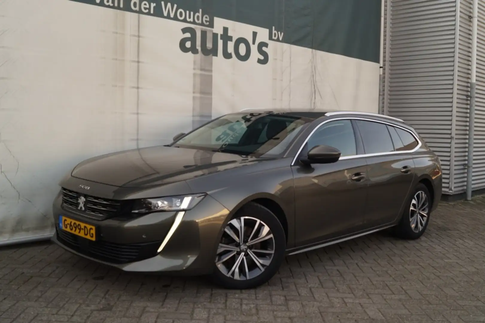 Peugeot 508 SW 1.5 BlueHDI 130pk Allure -NAVI-ECC-PDC- Grijs - 2
