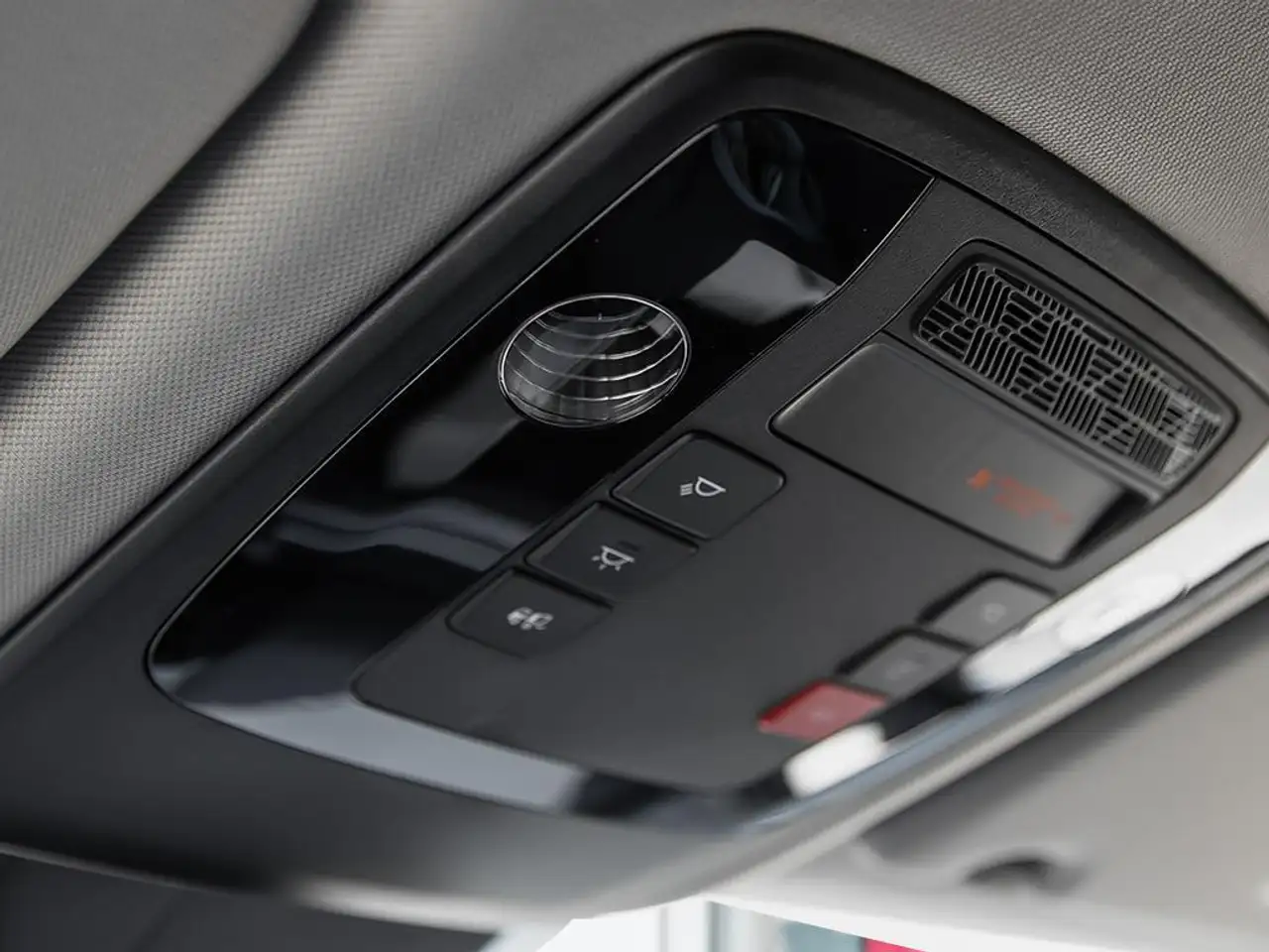 Kia Carnival снимка Kia Carnival