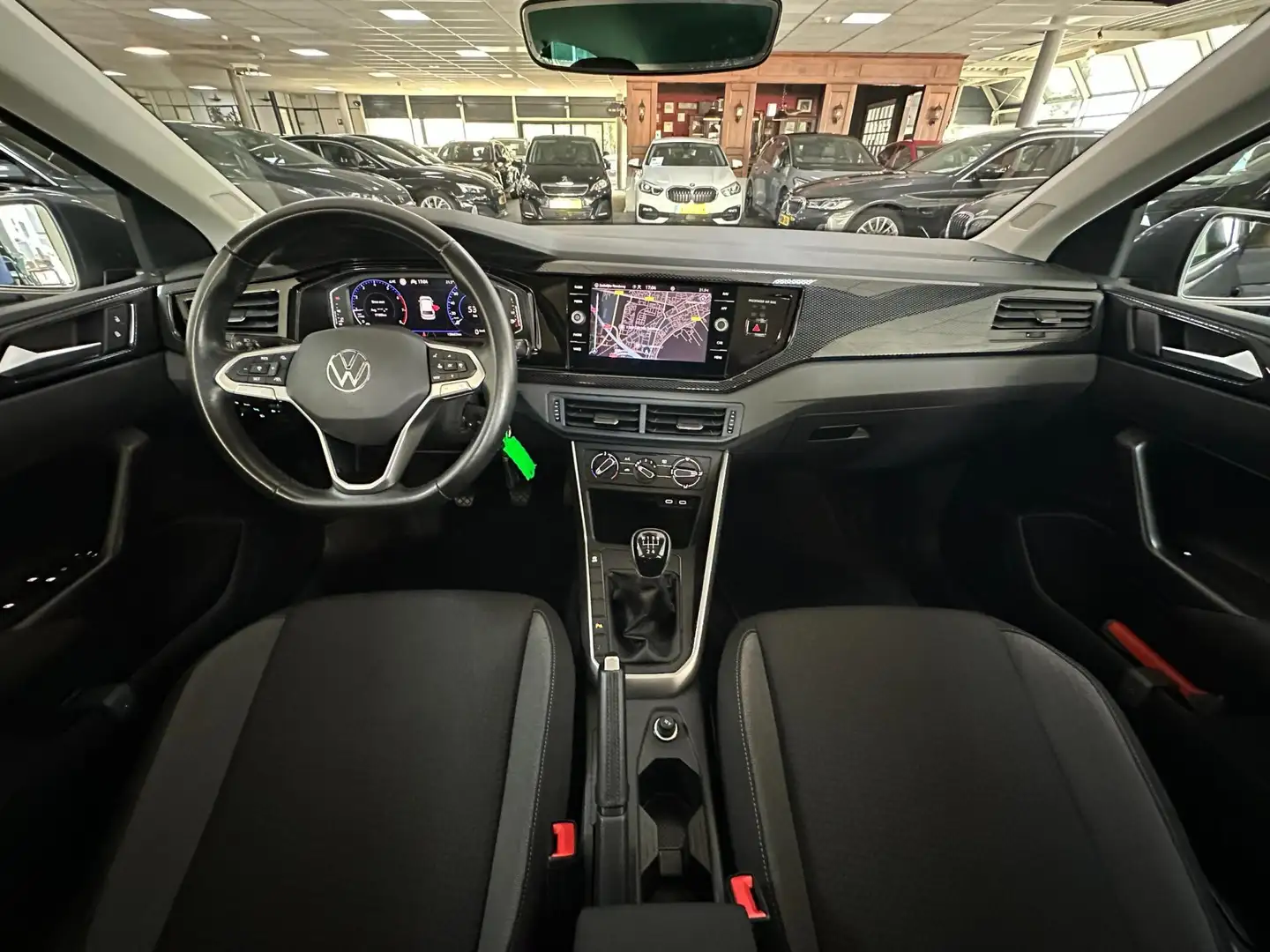 Volkswagen Polo 1.0 TSI Life/digitaal dashboard/CARPLAY/NL-AUTO NA Grau - 2