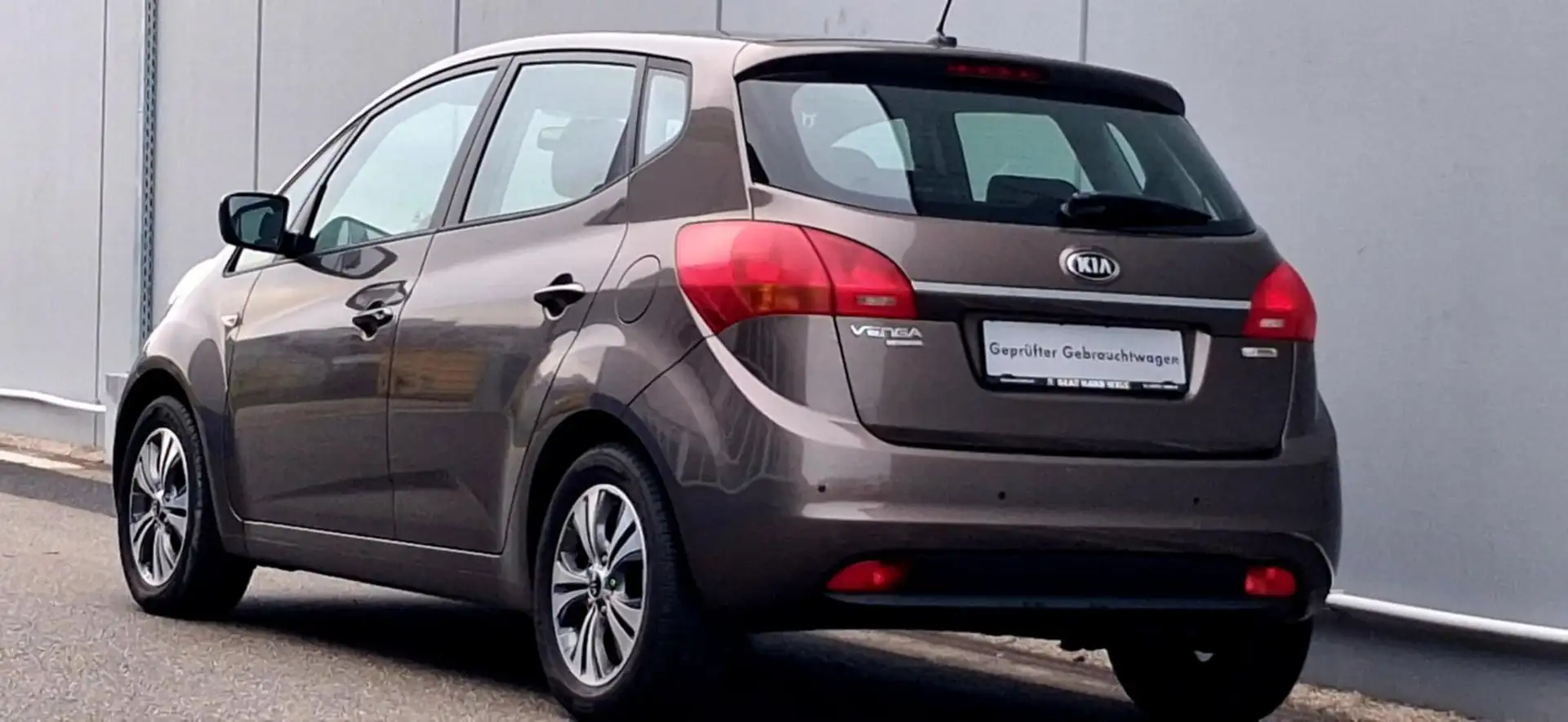 Kia Venga Venga 1,4 MPI ISG Österreich Edition Silber Braun - 2