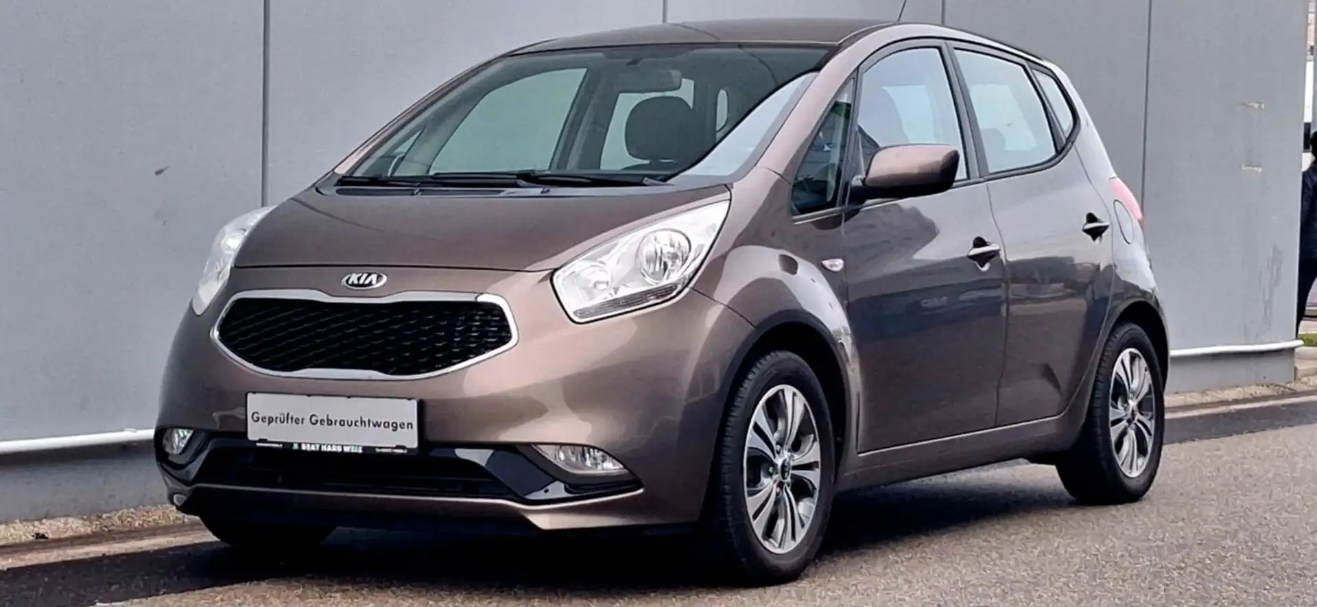 Kia Venga Venga 1,4 MPI ISG Österreich Edition Silber Braun - 1