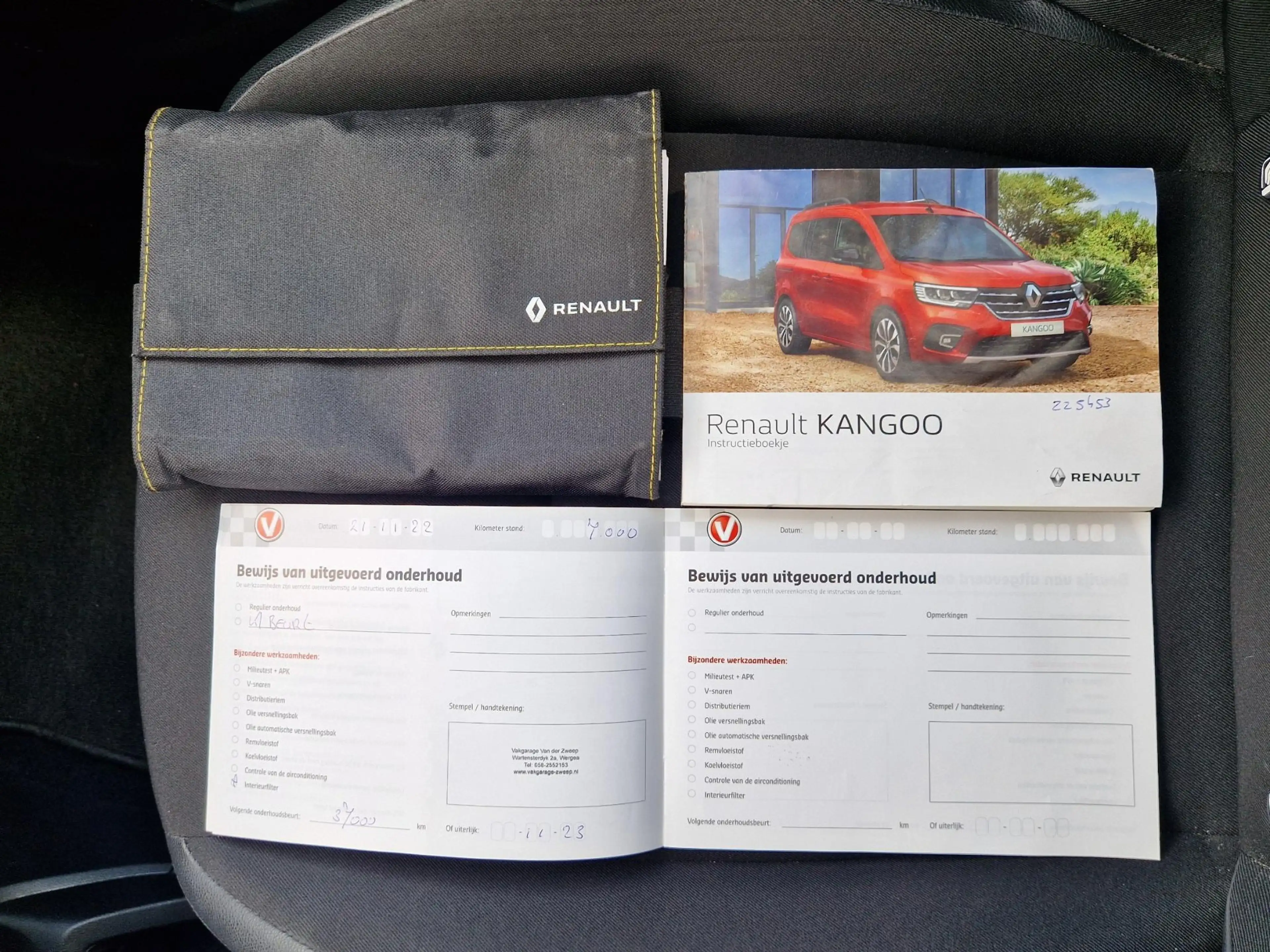 Renault Kangoo 1.3 TCe CRUISE CARPLAY TREKHAAK — photo 19