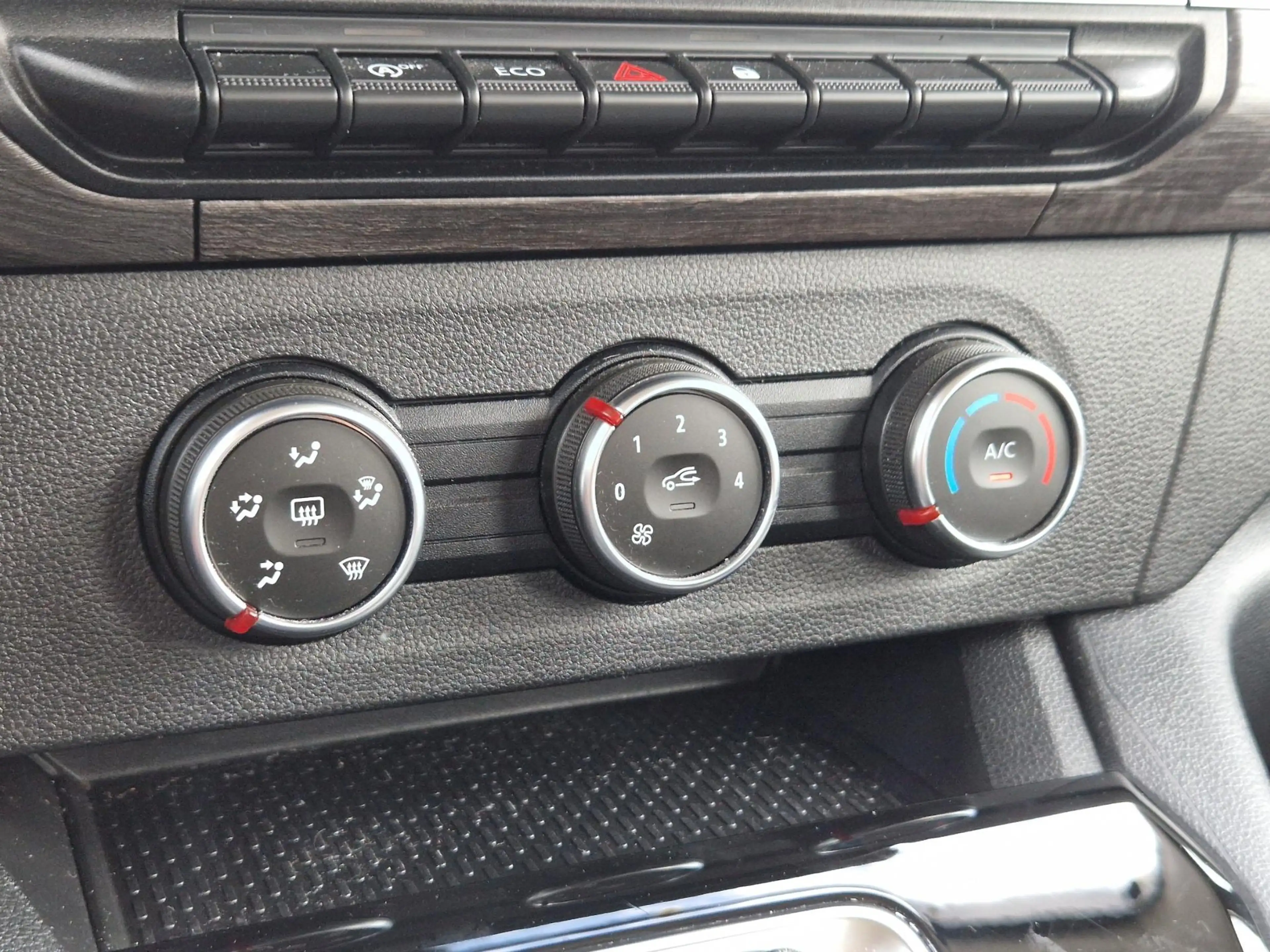 Renault Kangoo 1.3 TCe CRUISE CARPLAY TREKHAAK — photo 11