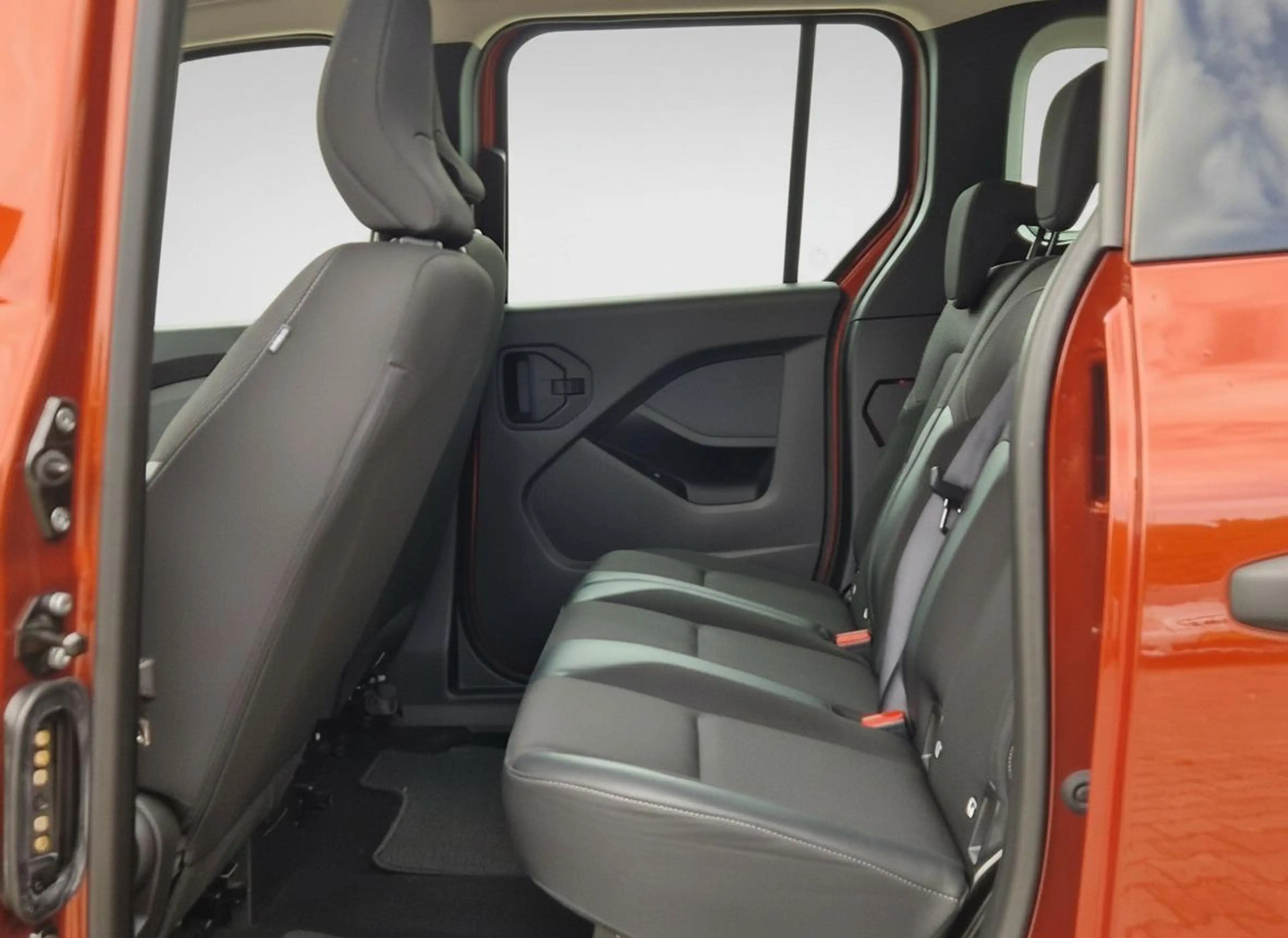 Renault Kangoo 1.3 TCe CRUISE CARPLAY TREKHAAK — photo 9
