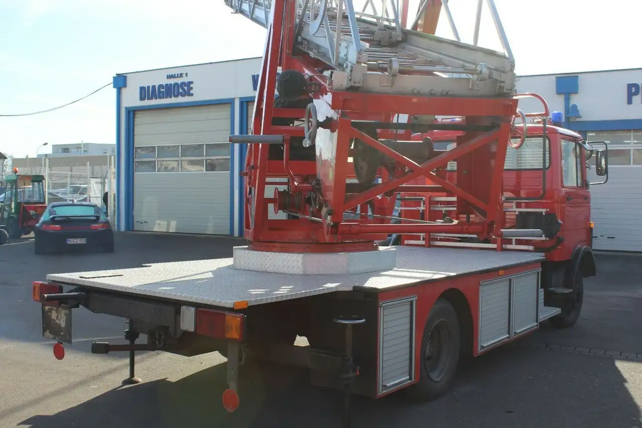 Mercedes-Benz LP709 DL18 DREHLEITER, foto 7