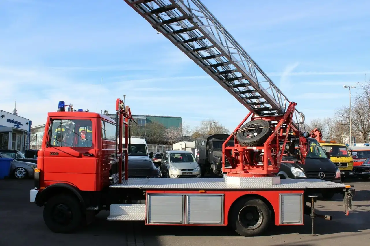 Mercedes-Benz LP709 DL18 DREHLEITER, foto 5