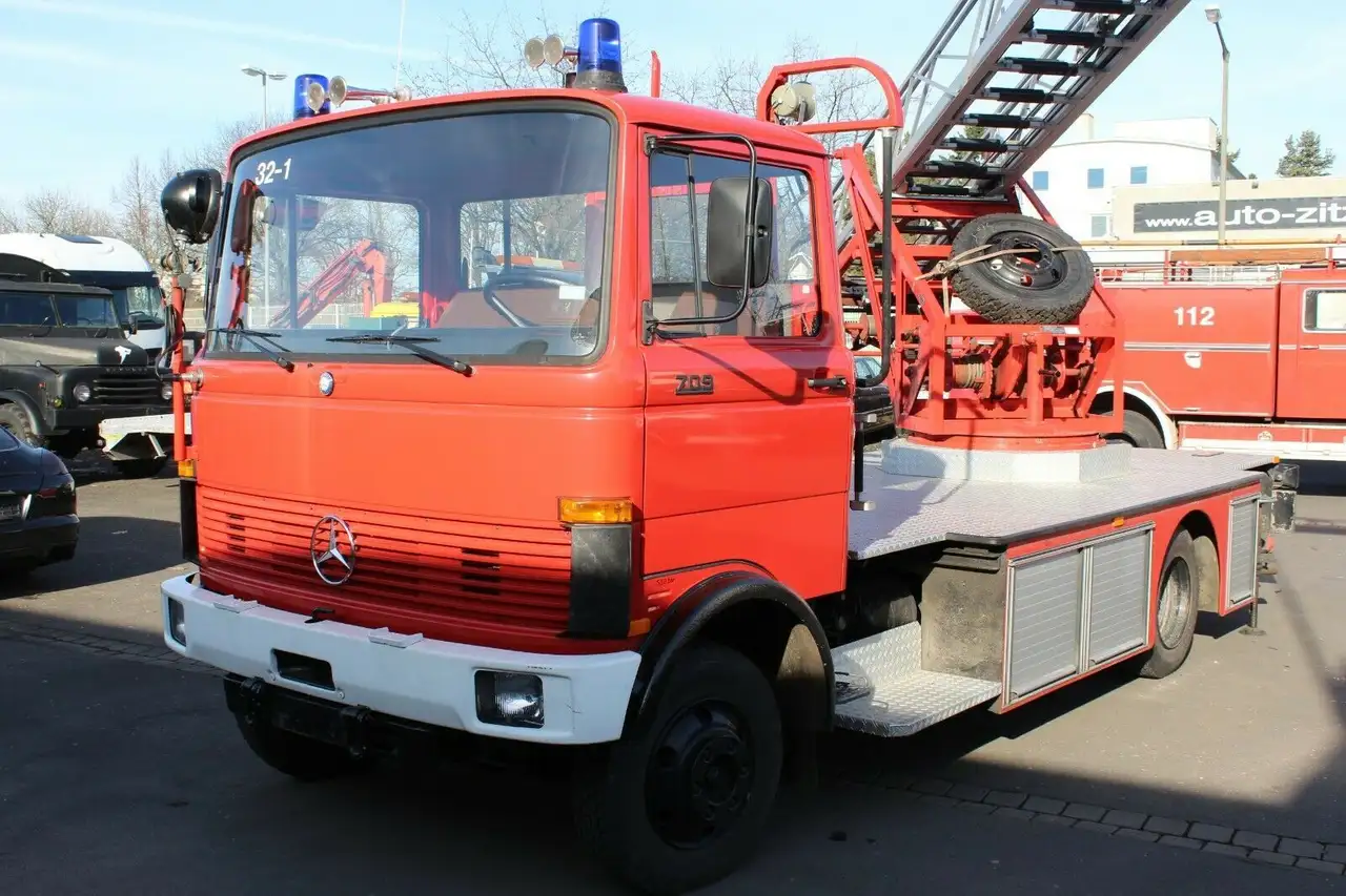 Mercedes-Benz LP709 DL18 DREHLEITER, foto 4