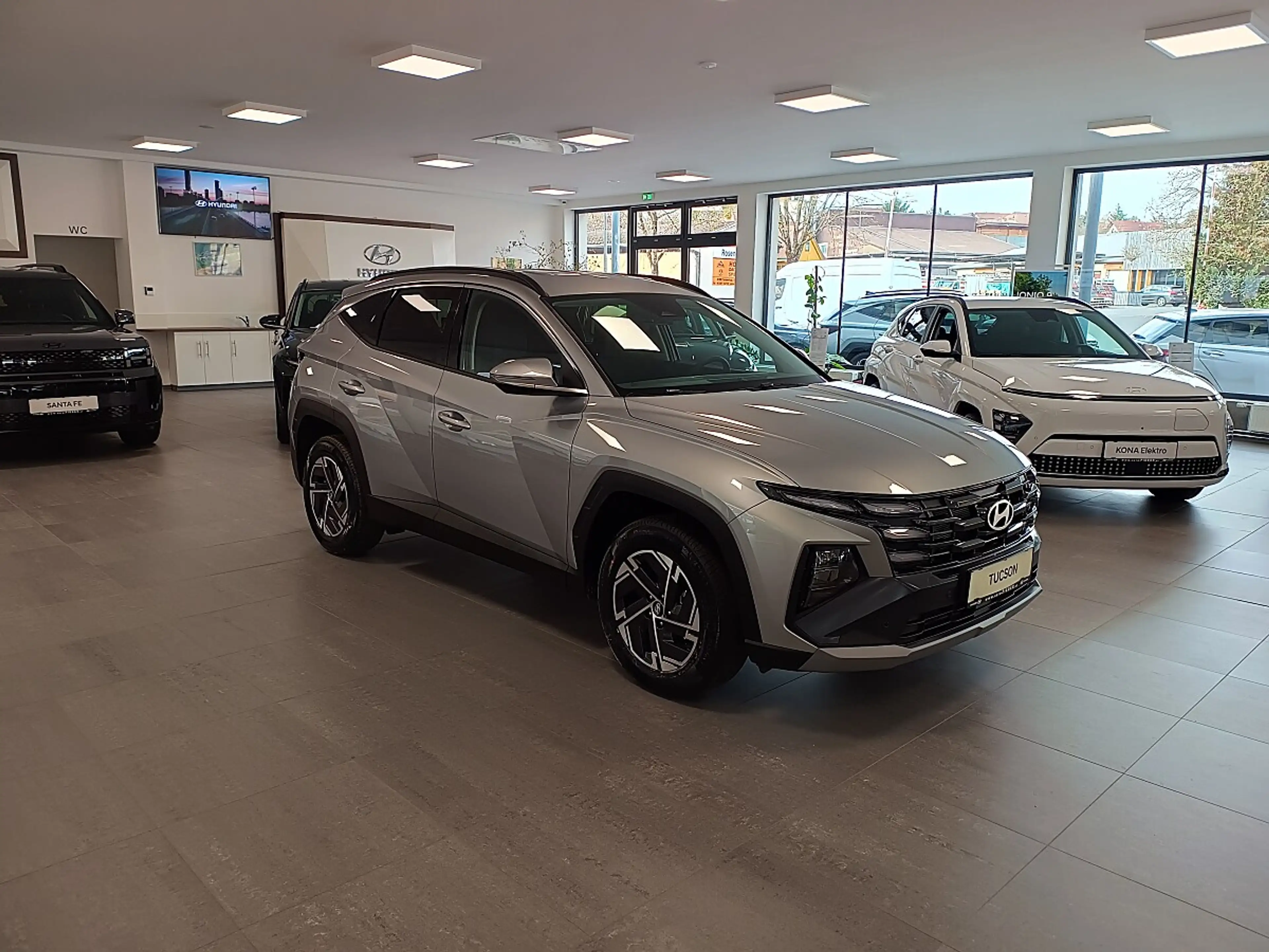 Hyundai TUCSON Tucson 1,6 T-GDI HEV 4WD Jubile *LED*Navi*Sitzh... — photo 7