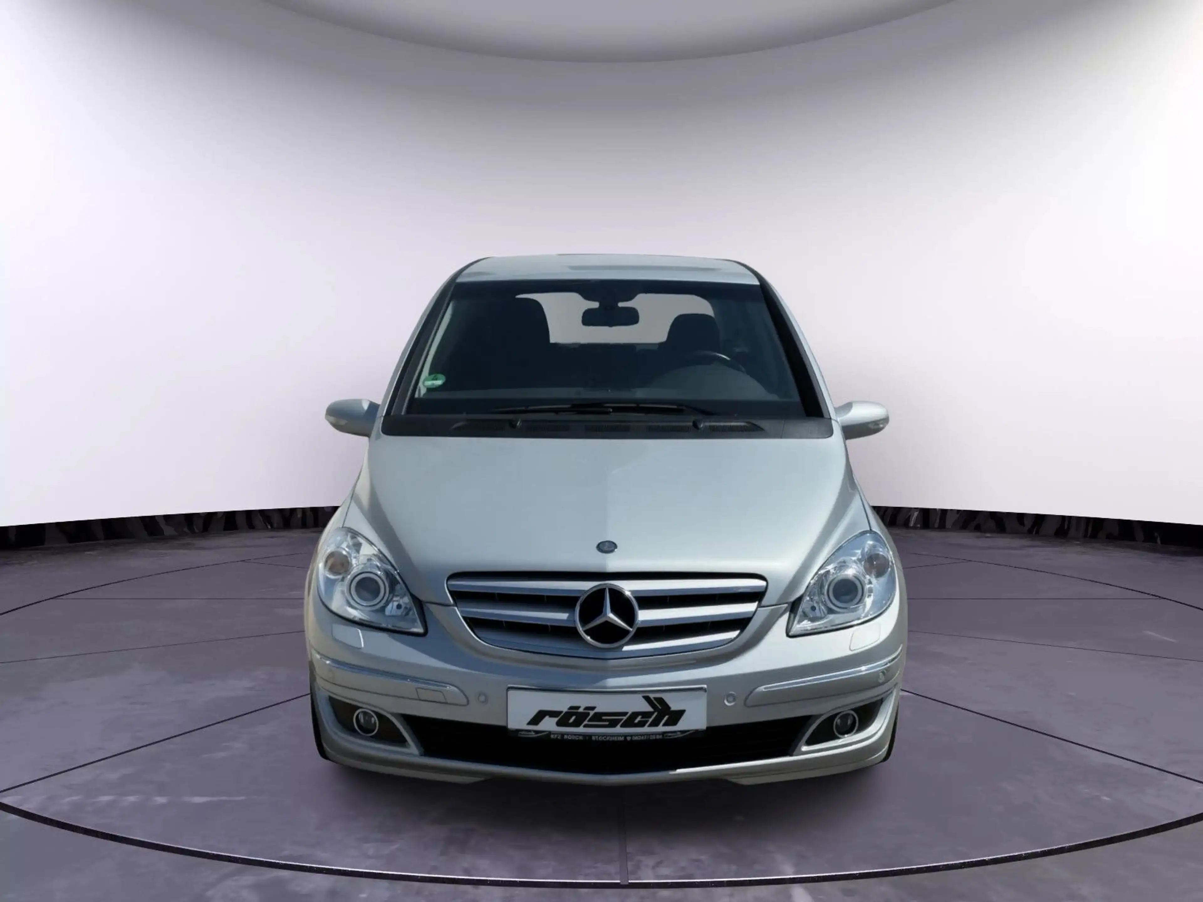 Mercedes-Benz B 200 CDI — photo 2