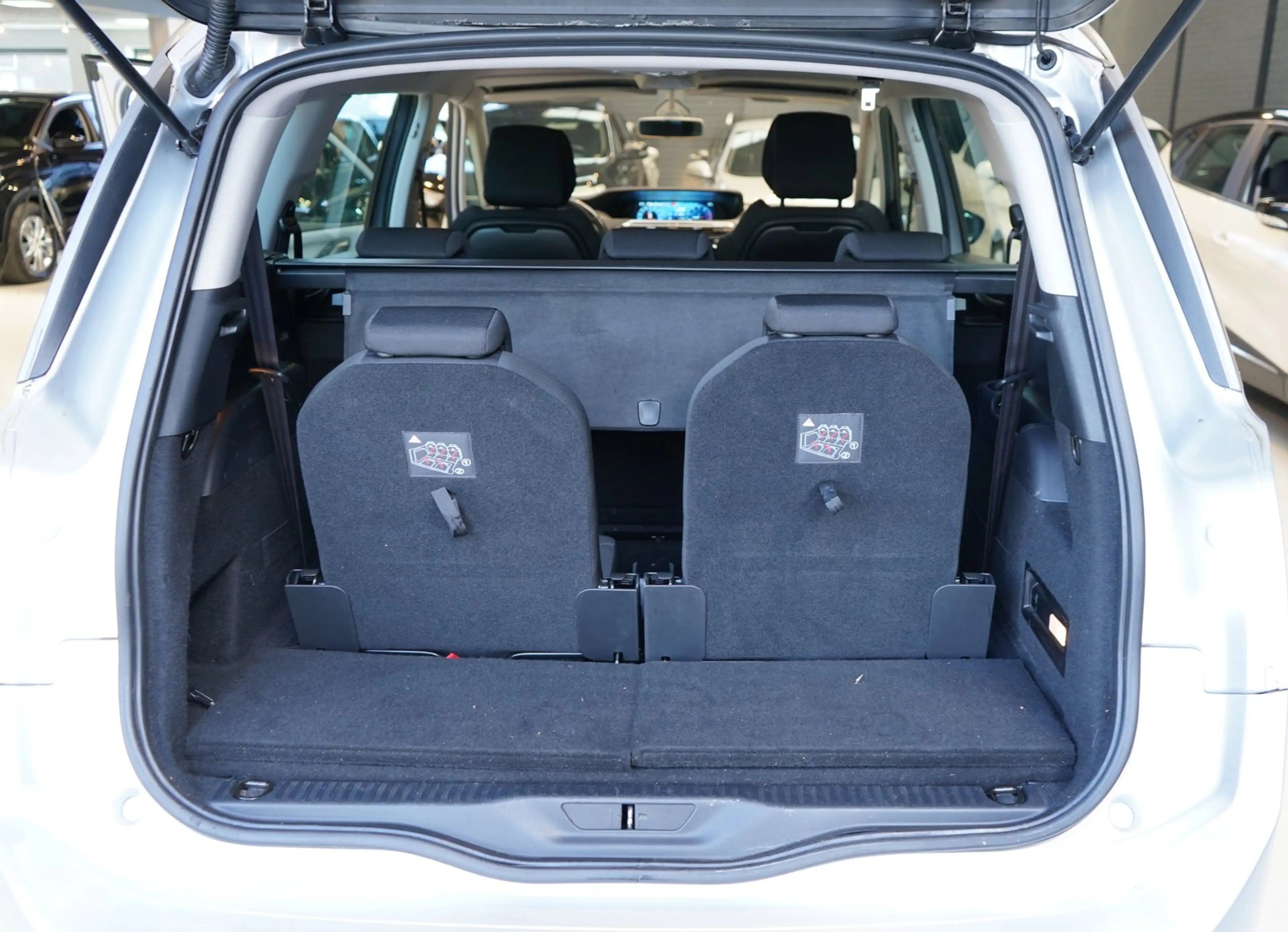 Citroen Grand C4 Picasso 1.2 PureTech Exclusive | ACHTERUITRIJC. | TREKHAAK — photo 28