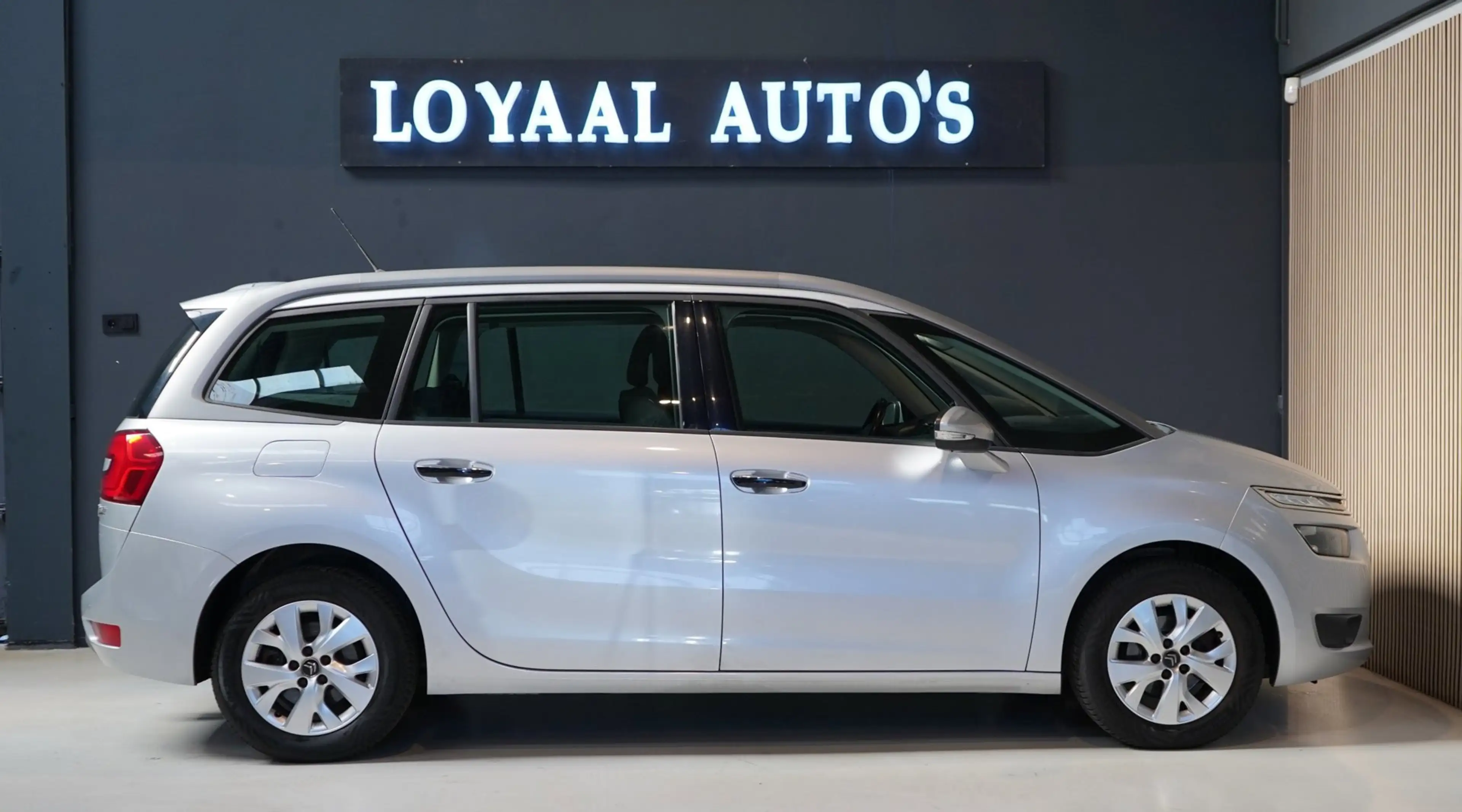 Citroen Grand C4 Picasso 1.2 PureTech Exclusive | ACHTERUITRIJC. | TREKHAAK — photo 9
