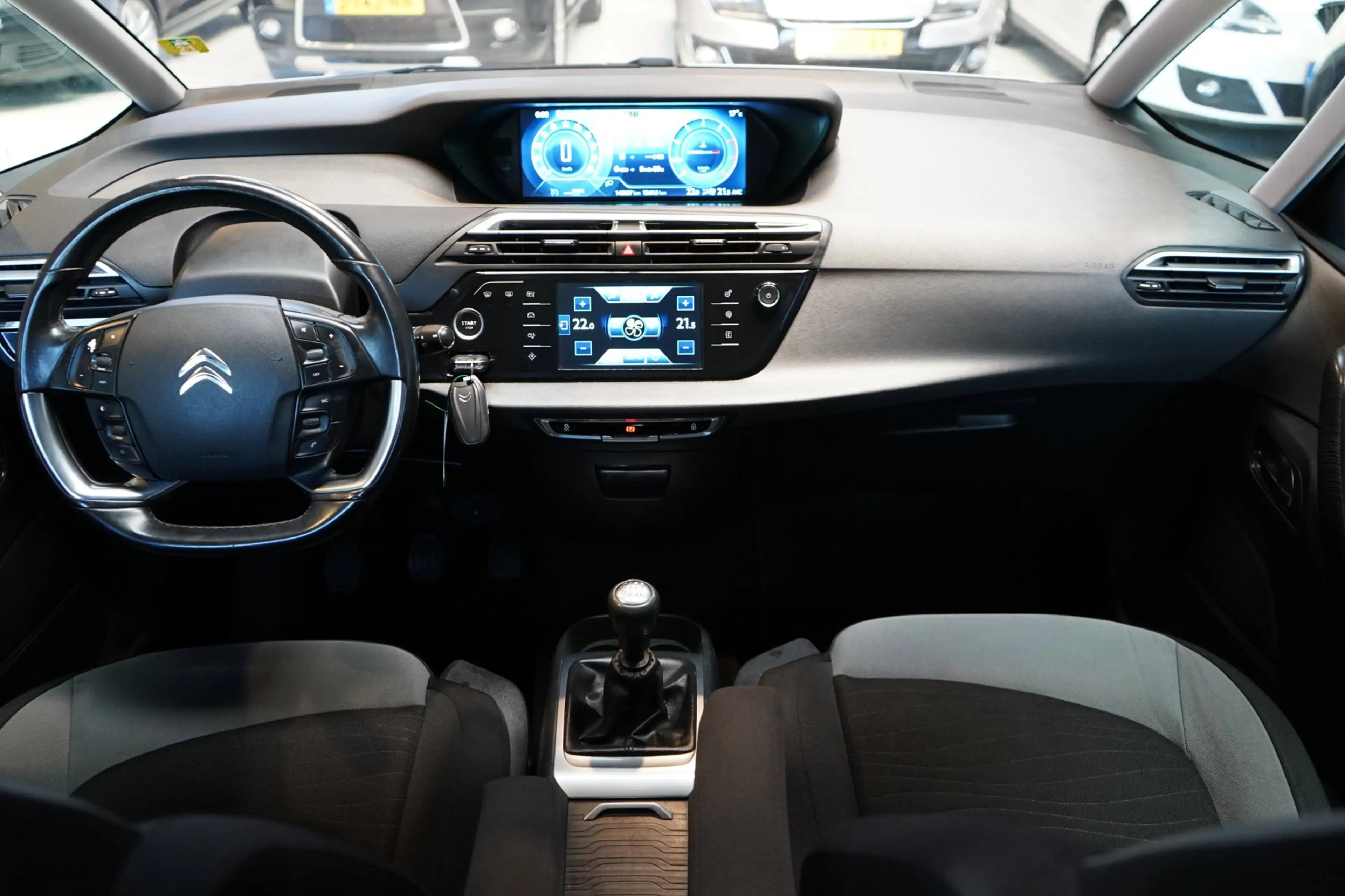 Citroen Grand C4 Picasso 1.2 PureTech Exclusive | ACHTERUITRIJC. | TREKHAAK — photo 2