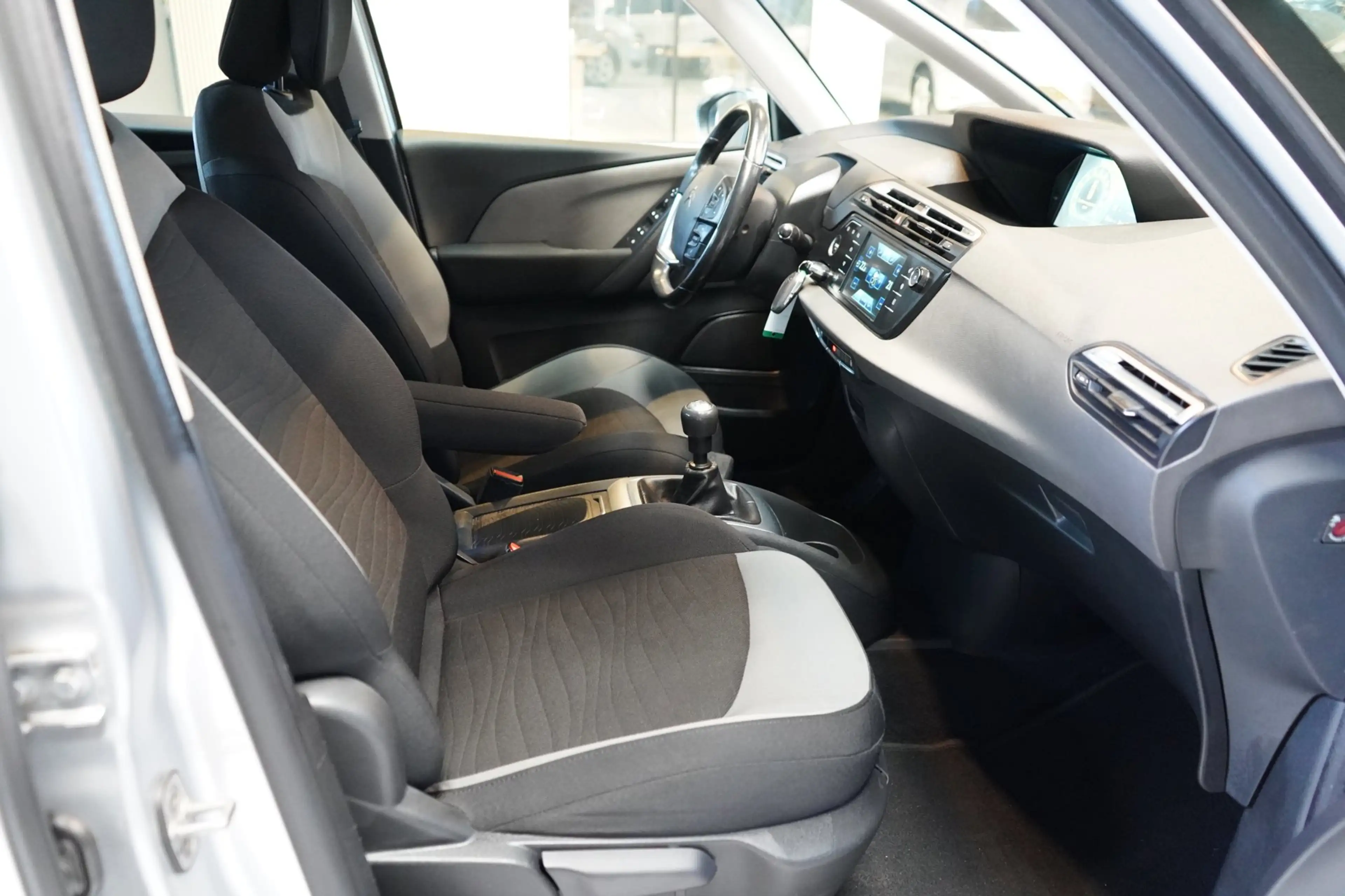 Citroen Grand C4 Picasso 1.2 PureTech Exclusive | ACHTERUITRIJC. | TREKHAAK — photo 16