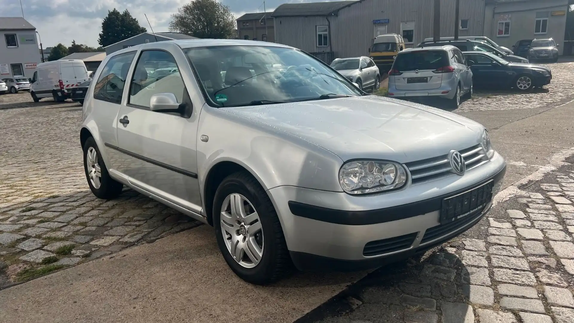 Volkswagen Golf 1.4 Comfortline HU NEU KLIMA Silber - 1