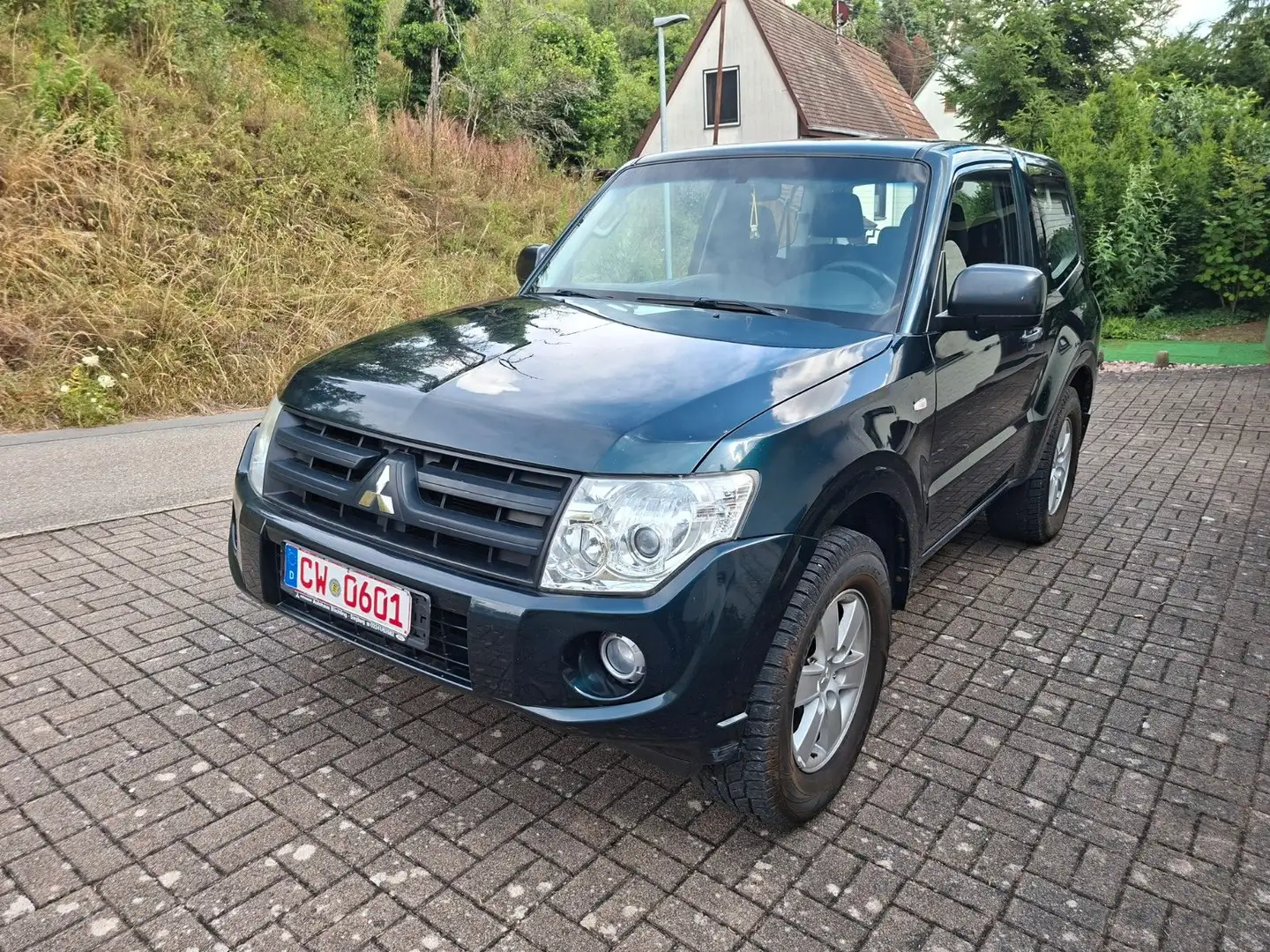 Mitsubishi Pajero 3.2 DI-D Inform Zelená - 2