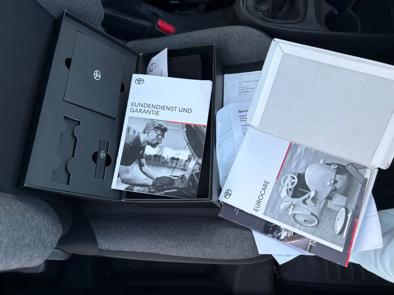 Toyota Aygo 1.0-l-VVT-i Play — Vehicle gallery 37