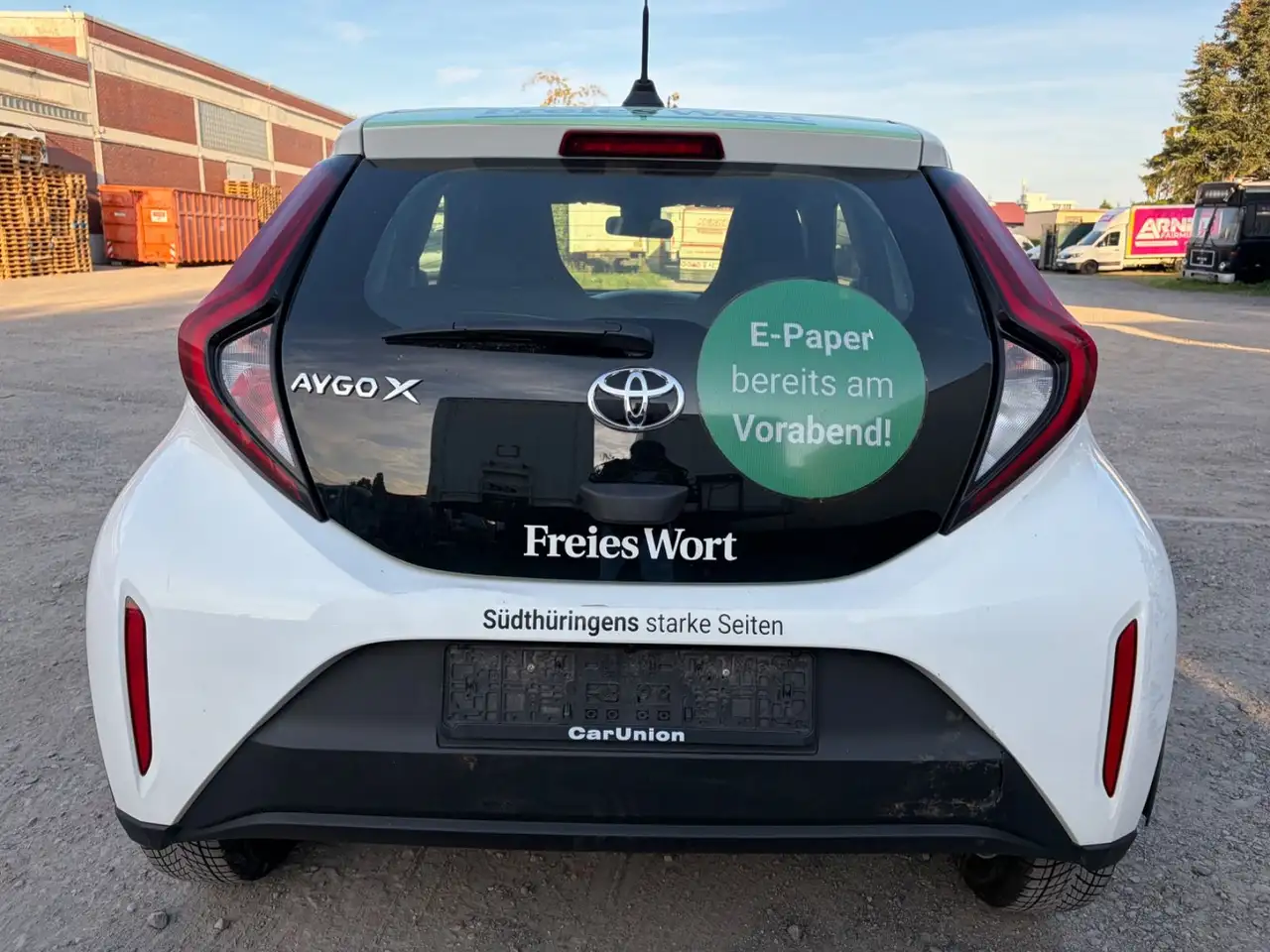 Toyota Aygo 1.0-l-VVT-i Play — Vehicle gallery 13