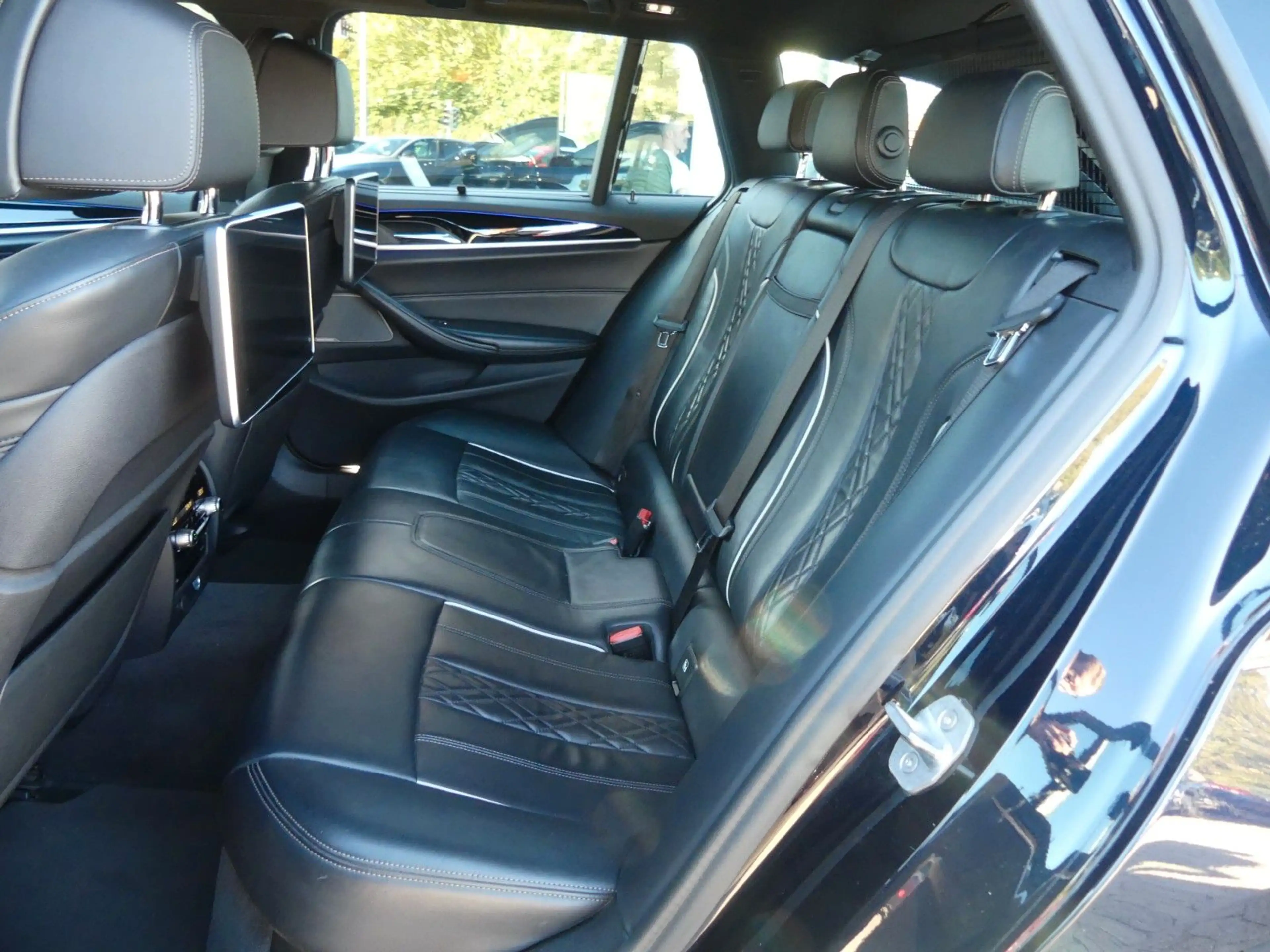 BMW 540 d xDrive M Sport*360°-Cam*Nappa*Panorama*TV — photo 10