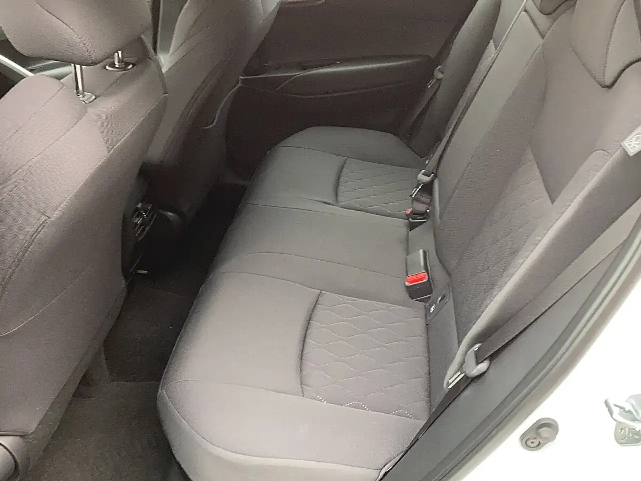 Toyota Corolla Cross 1,8 Hybrid Comfort 2WD, миниатюра 10