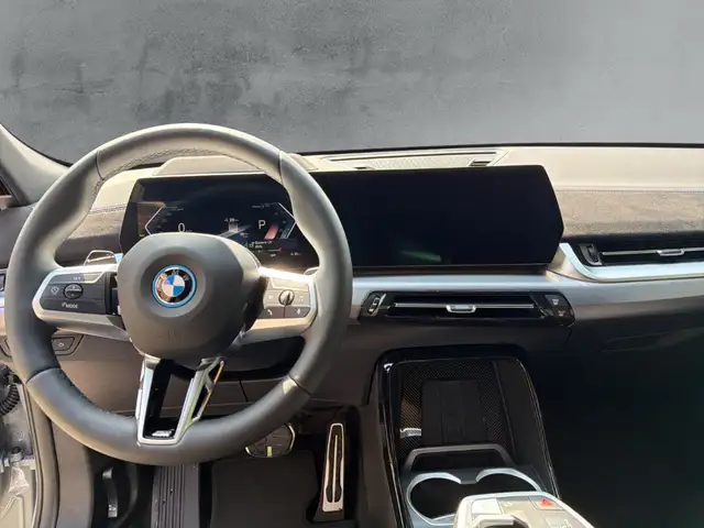BMW X2 view 10